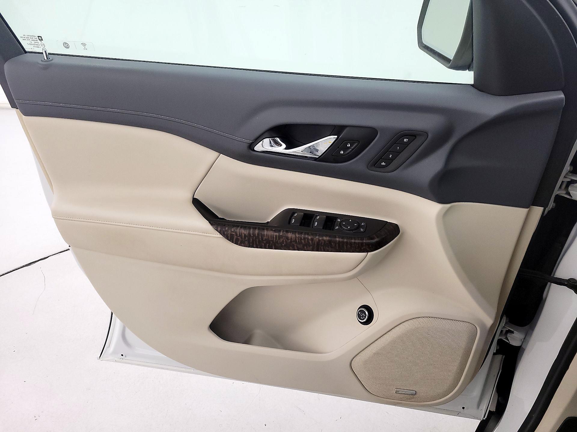Thumbnail: 2020 GMC Acadia - 12