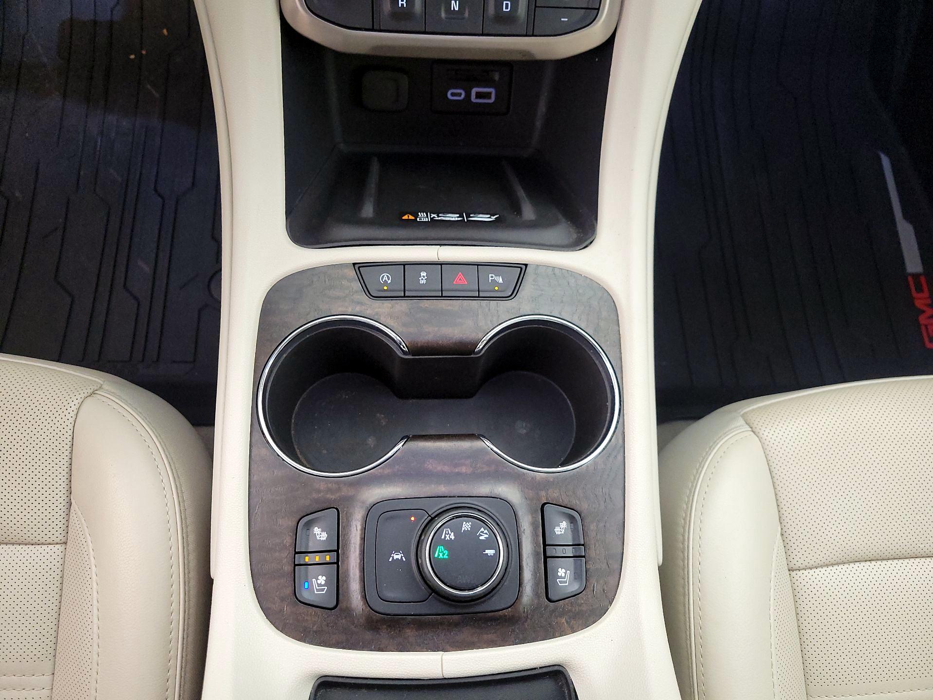 Thumbnail: 2020 GMC Acadia - 18
