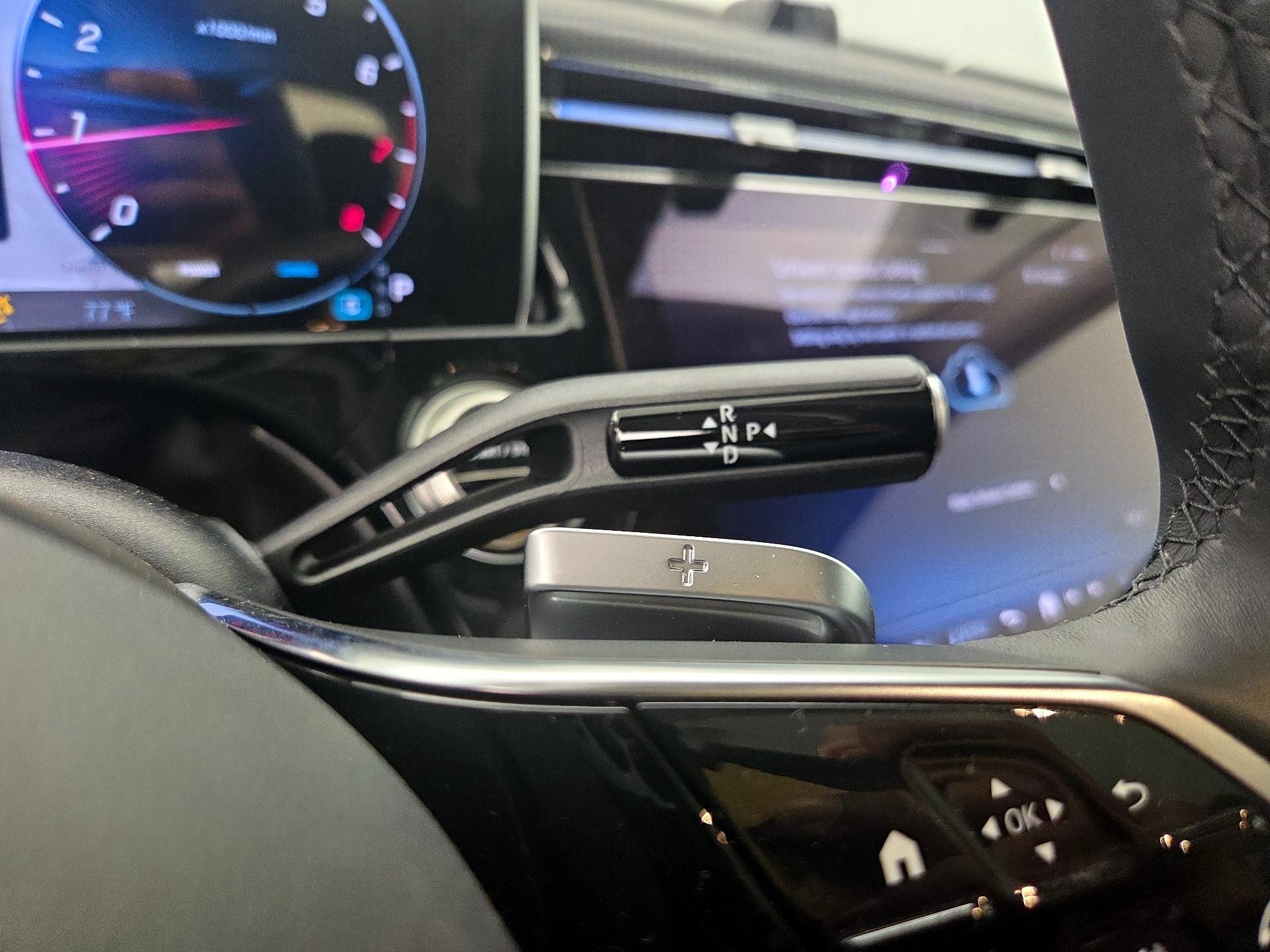 Thumbnail: 2025 Mercedes-Benz E-Class - 18