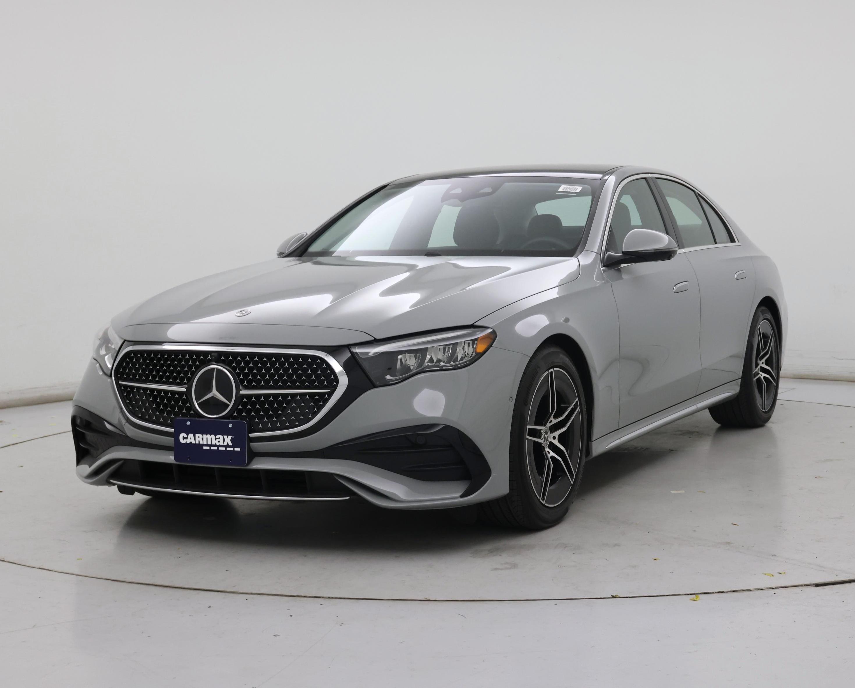 Thumbnail: 2025 Mercedes-Benz E-Class - 4