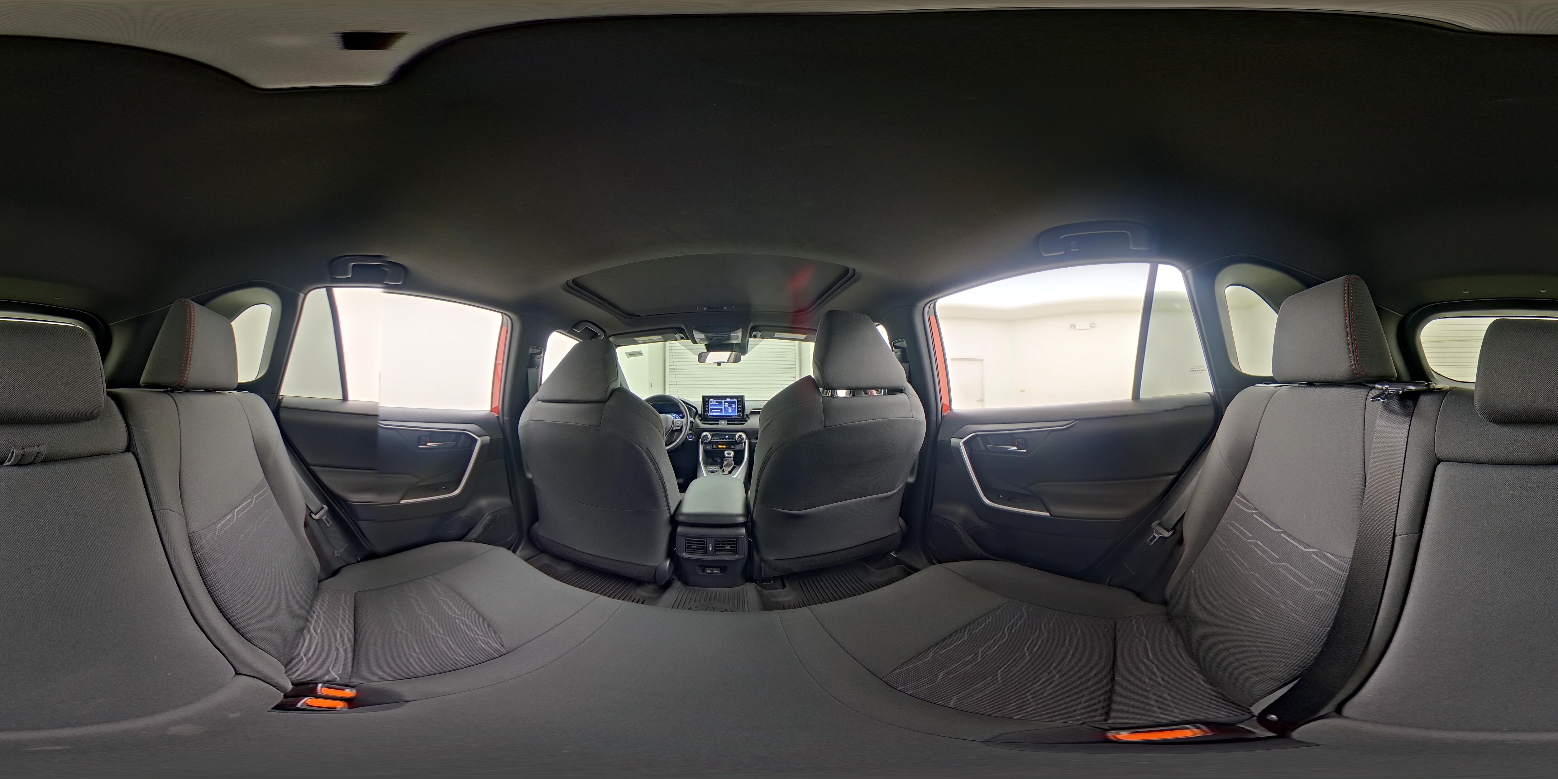 2022 Toyota RAV4 SE - Photo 22