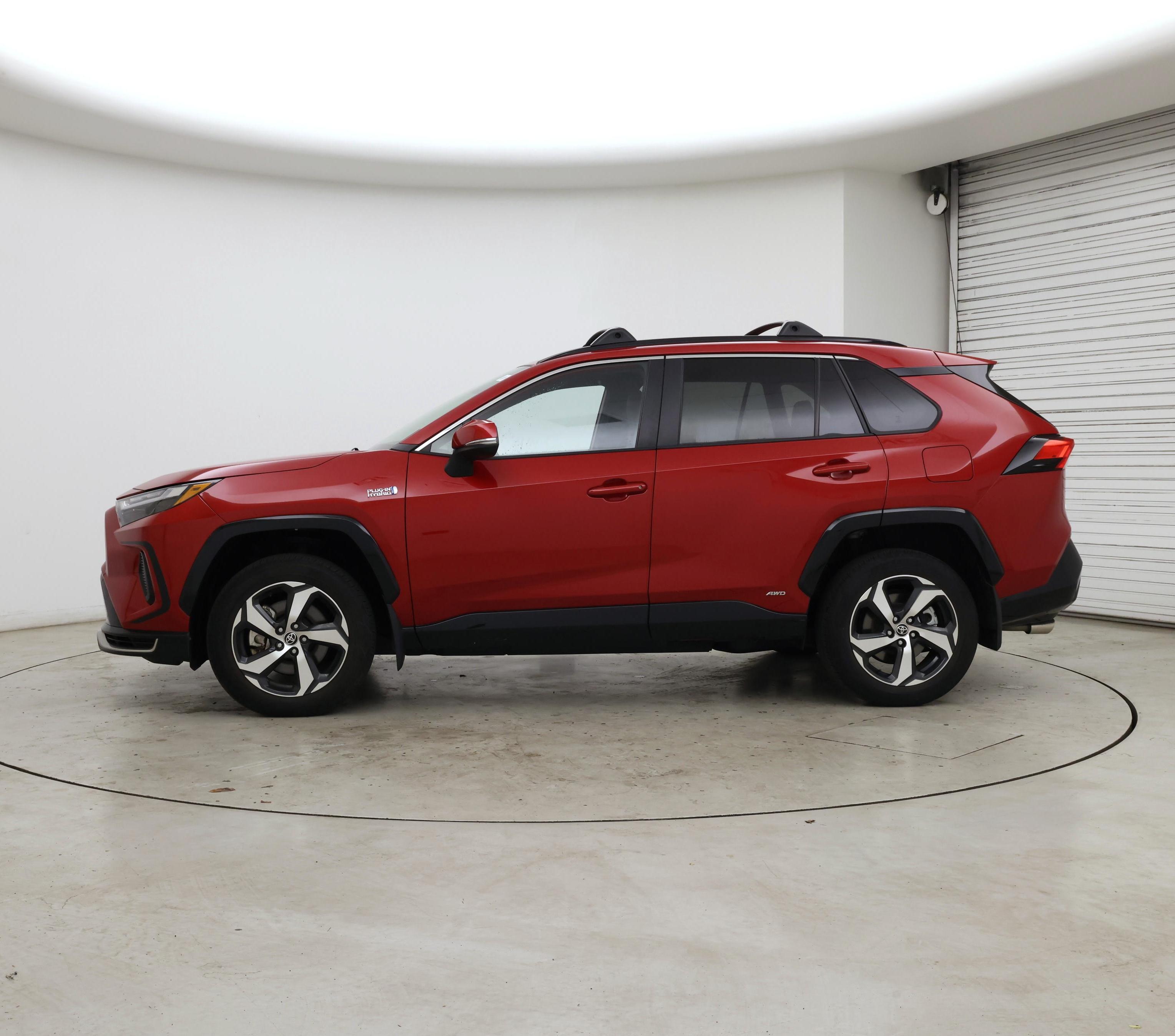 Thumbnail: 2022 Toyota RAV4 - 3
