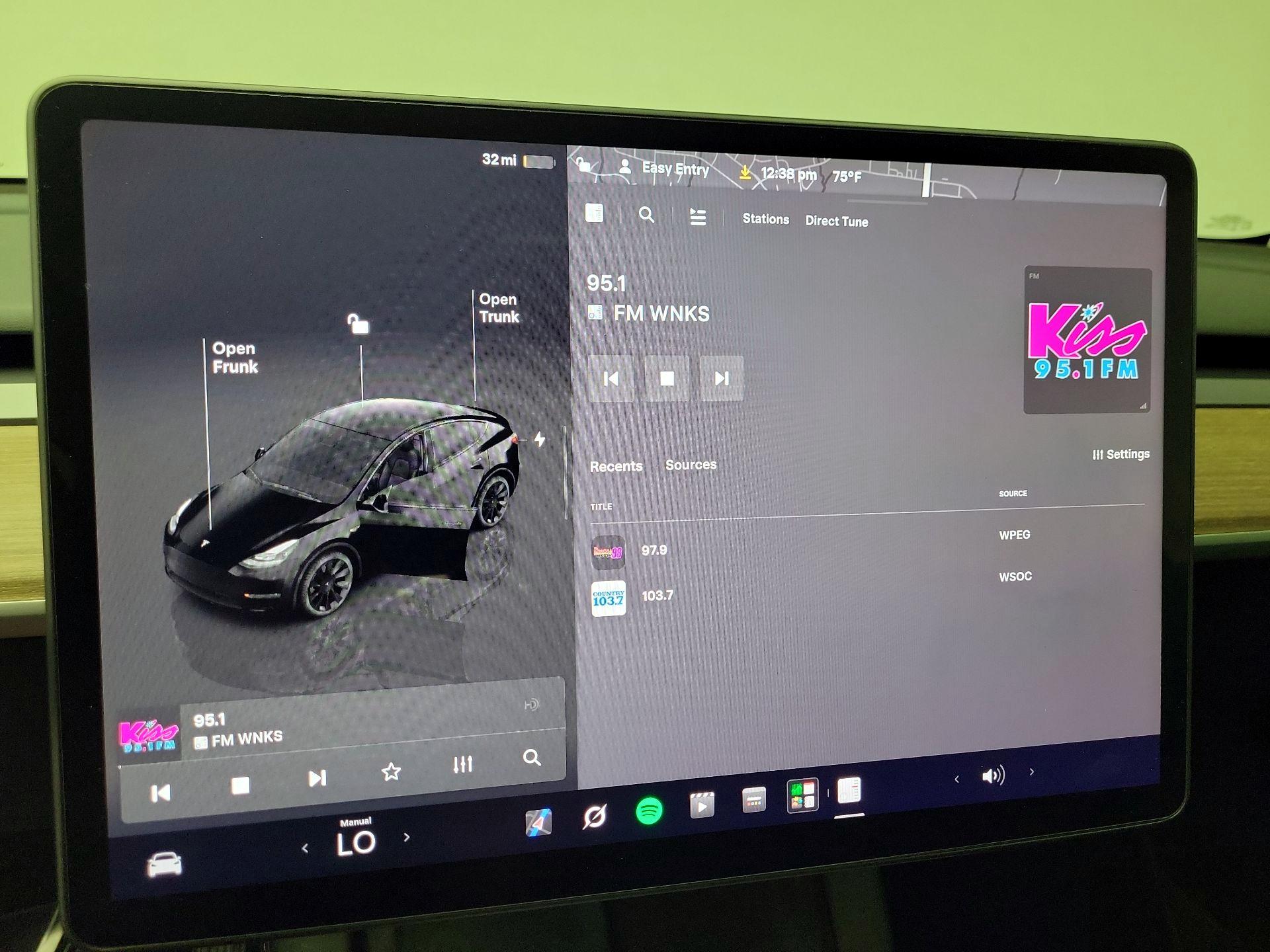 Thumbnail: 2024 Tesla Model Y - 15