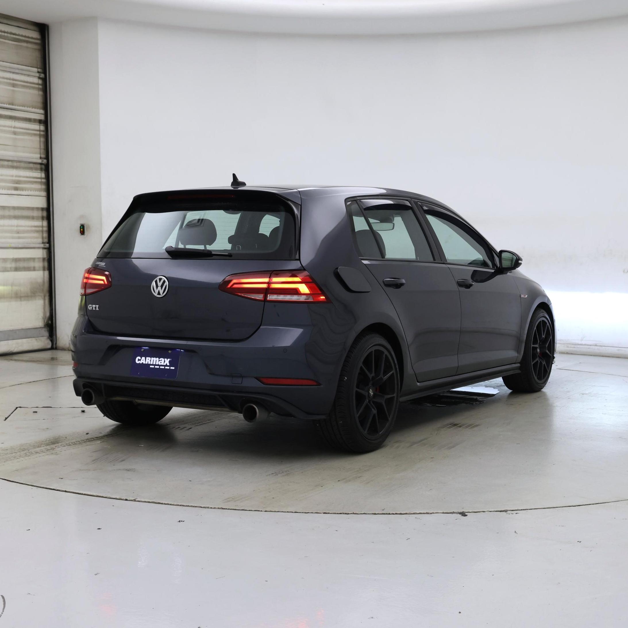 Thumbnail: 2018 Volkswagen Golf - 8