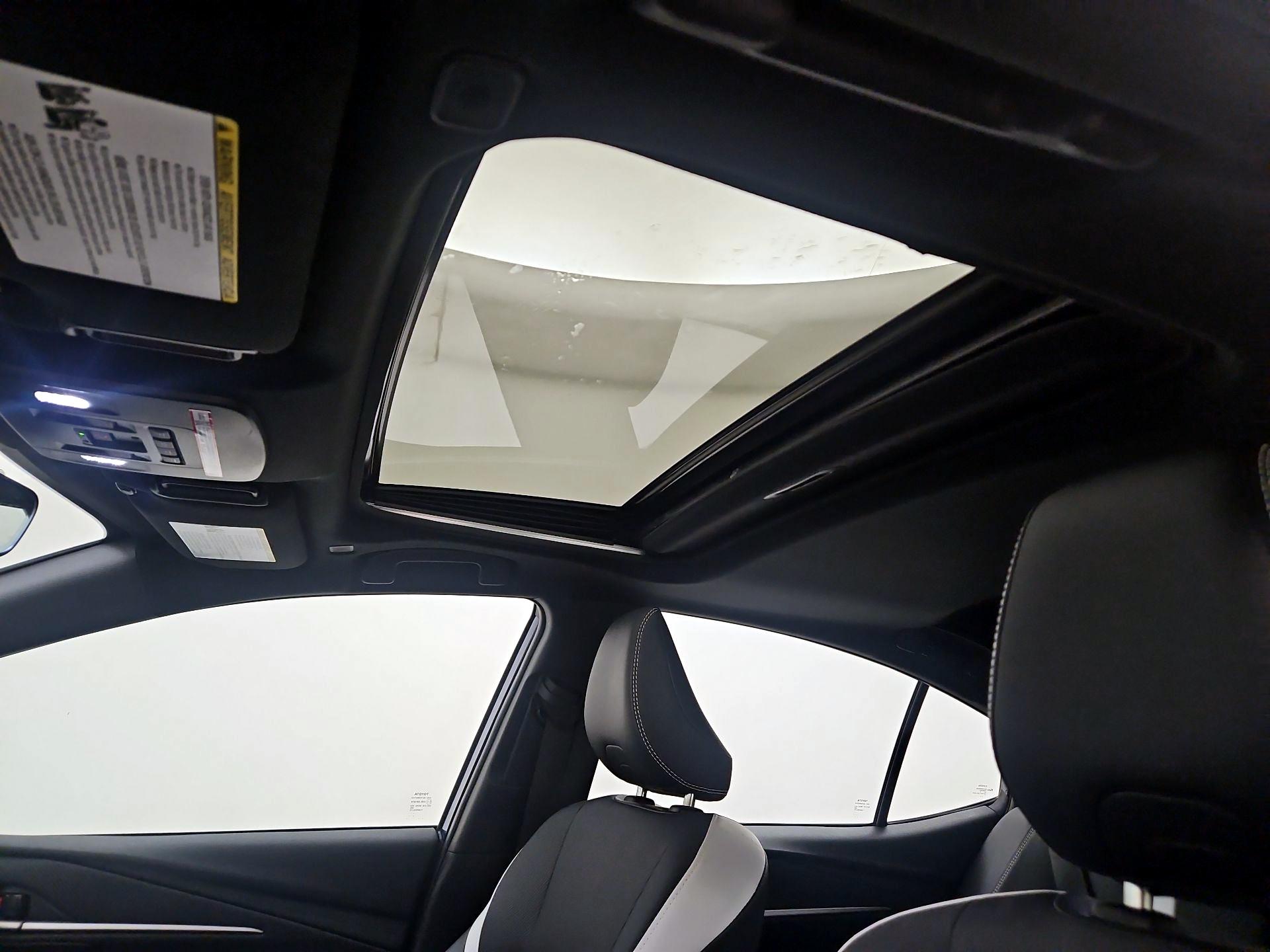 Thumbnail: 2025 Toyota Camry - 19