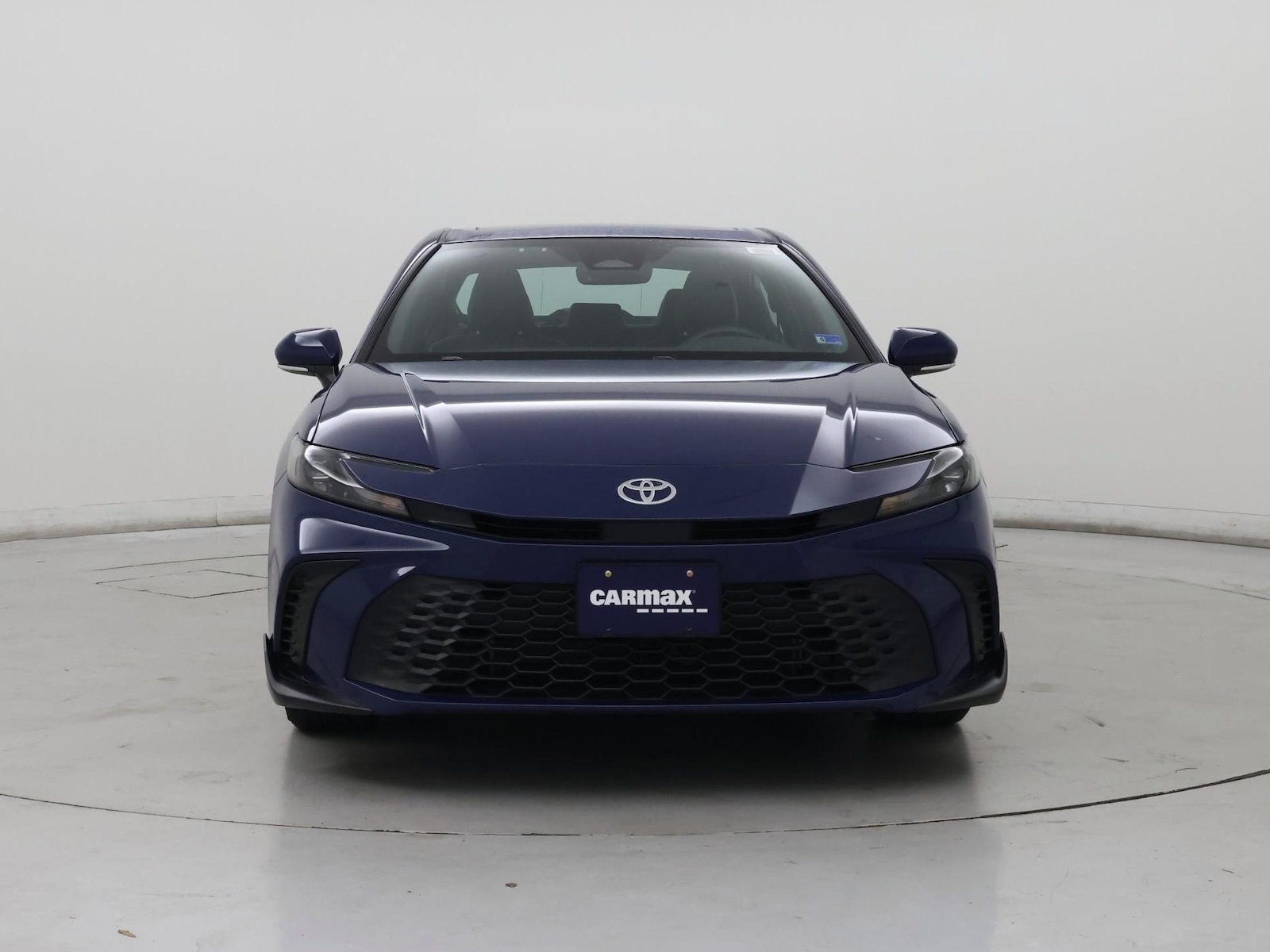 2025 Toyota Camry SE - Photo 6