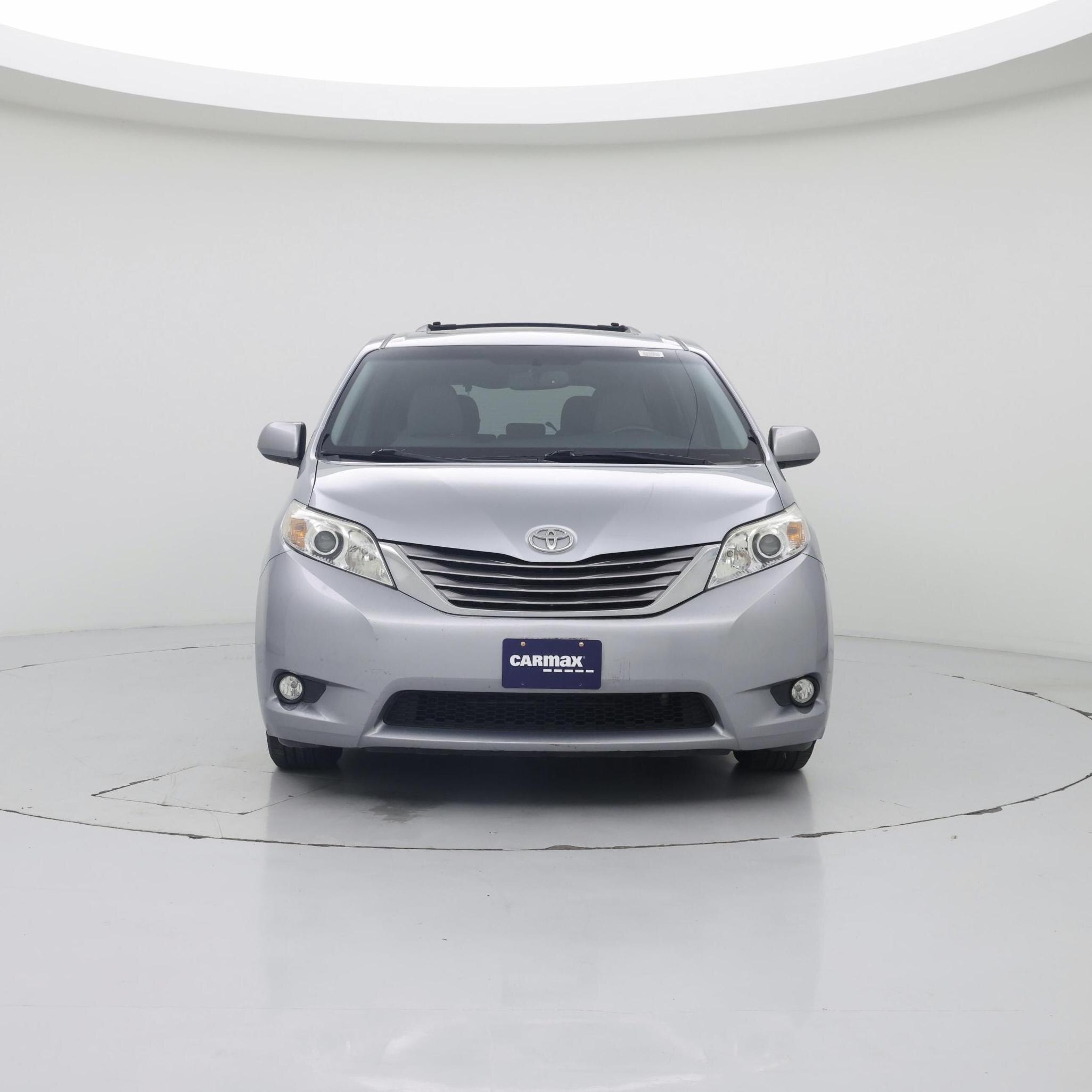 Thumbnail: 2016 Toyota Sienna - 5