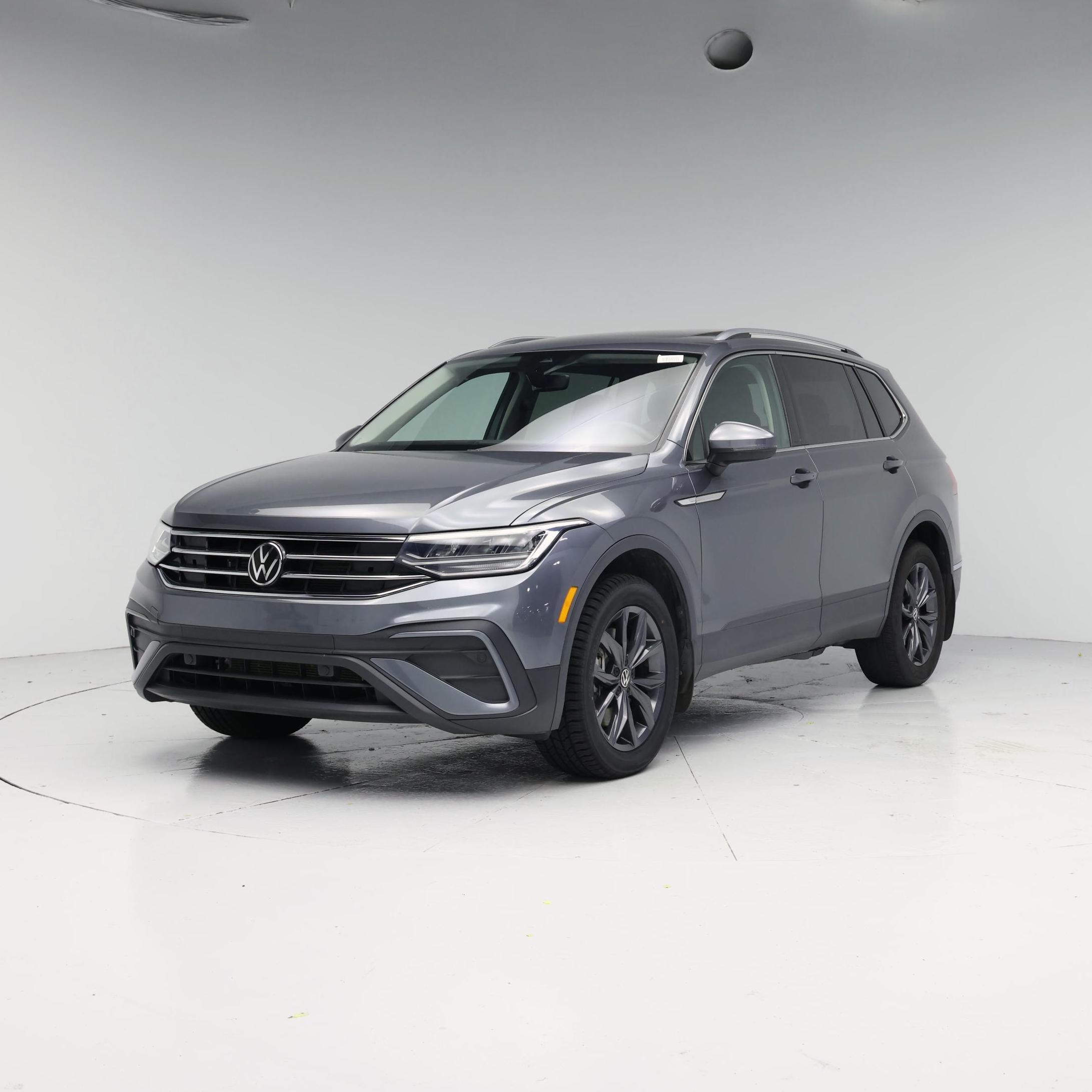 Thumbnail: 2022 Volkswagen Taos - 4