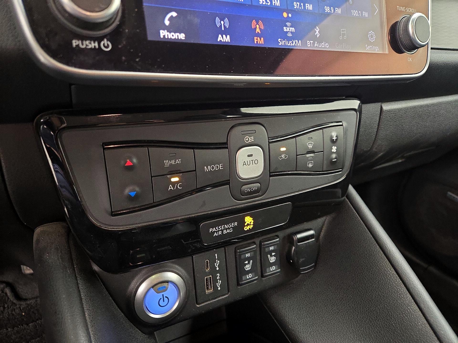 Thumbnail: 2020 Nissan Leaf - 16