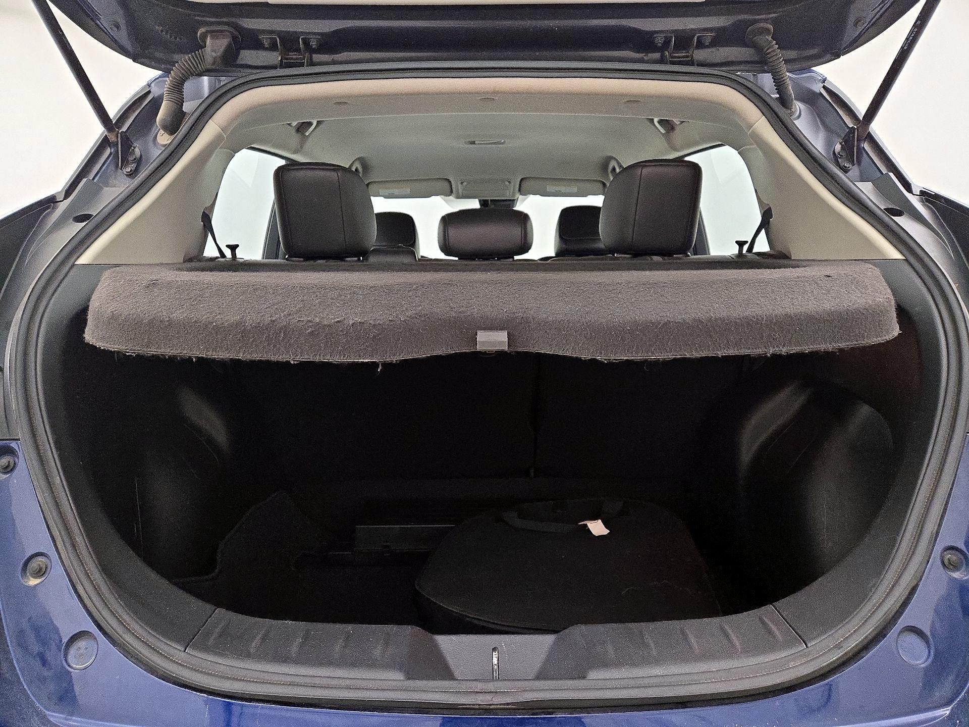 Thumbnail: 2020 Nissan Leaf - 20