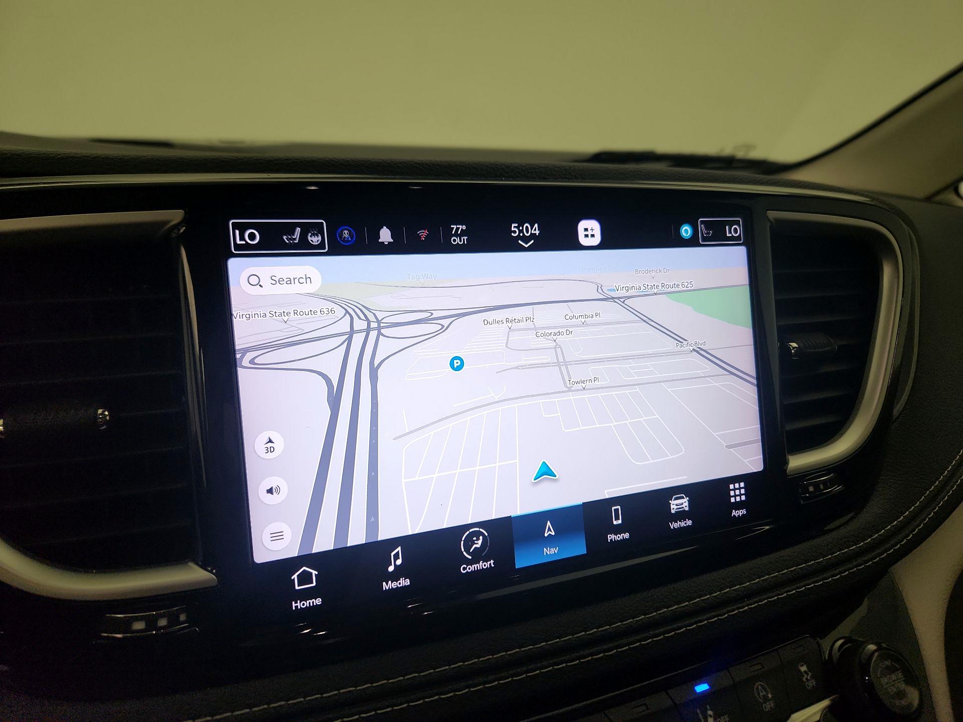 Thumbnail: 2022 Chrysler Pacifica - 14
