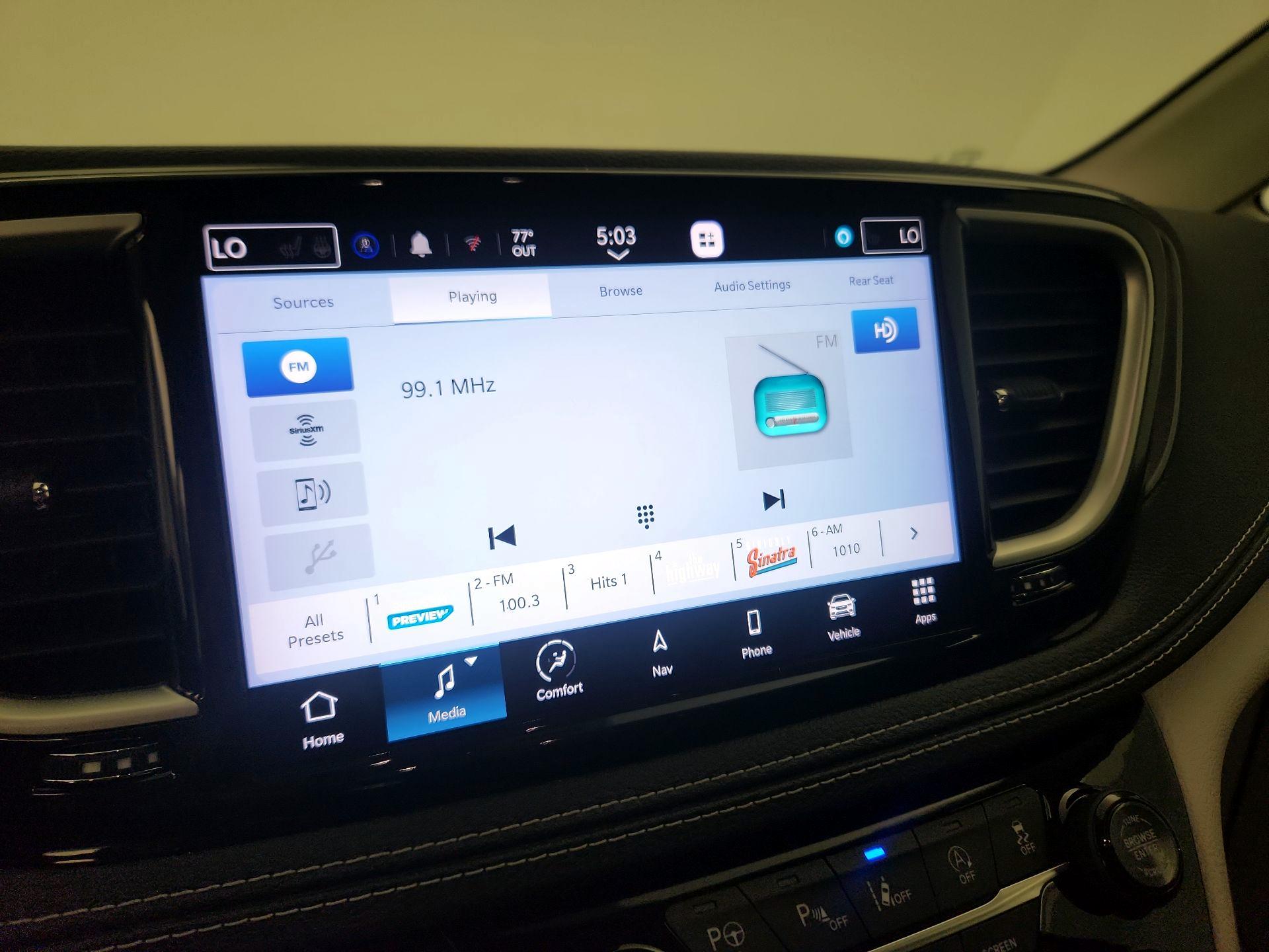 Thumbnail: 2022 Chrysler Pacifica - 16