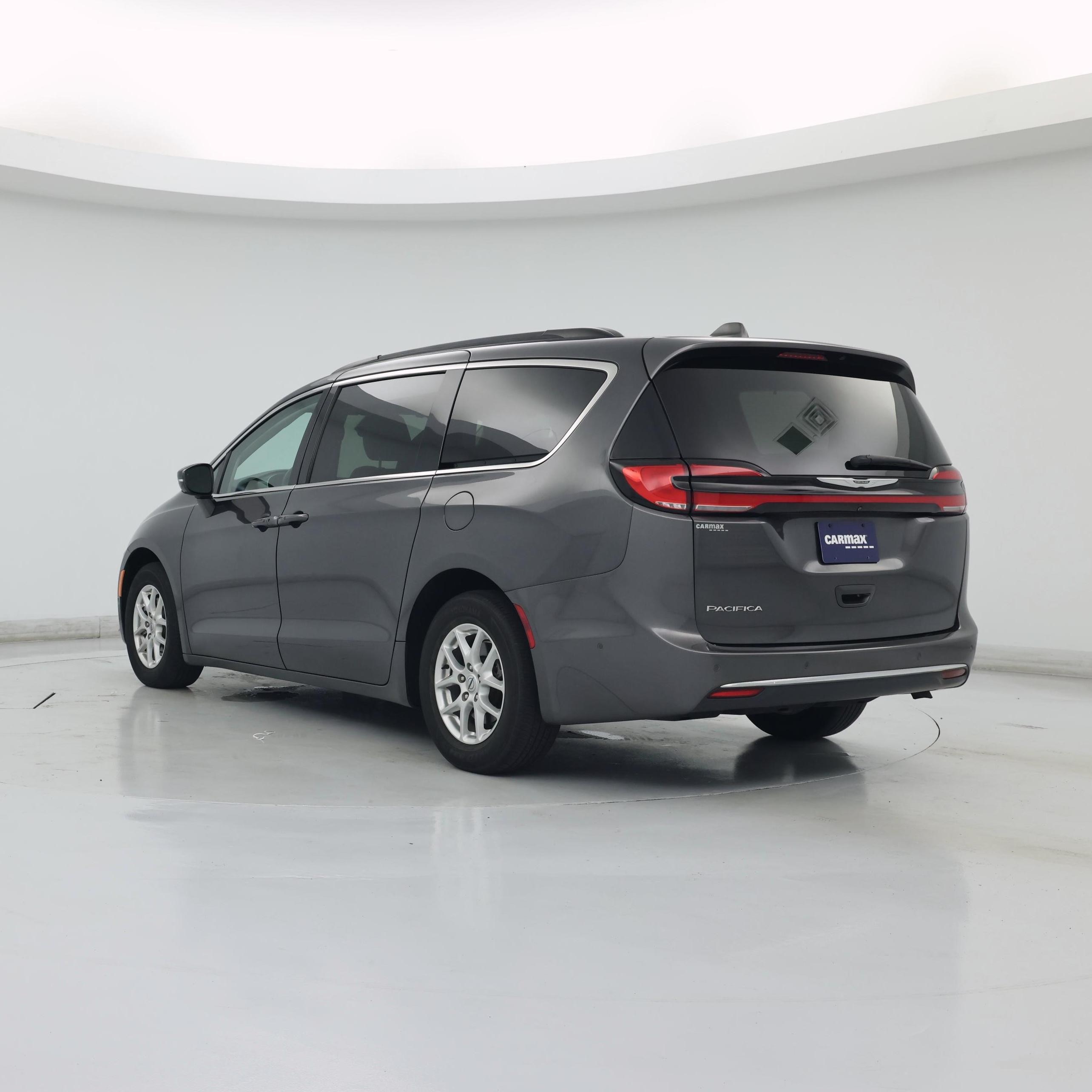 Thumbnail: 2022 Chrysler Pacifica - 2
