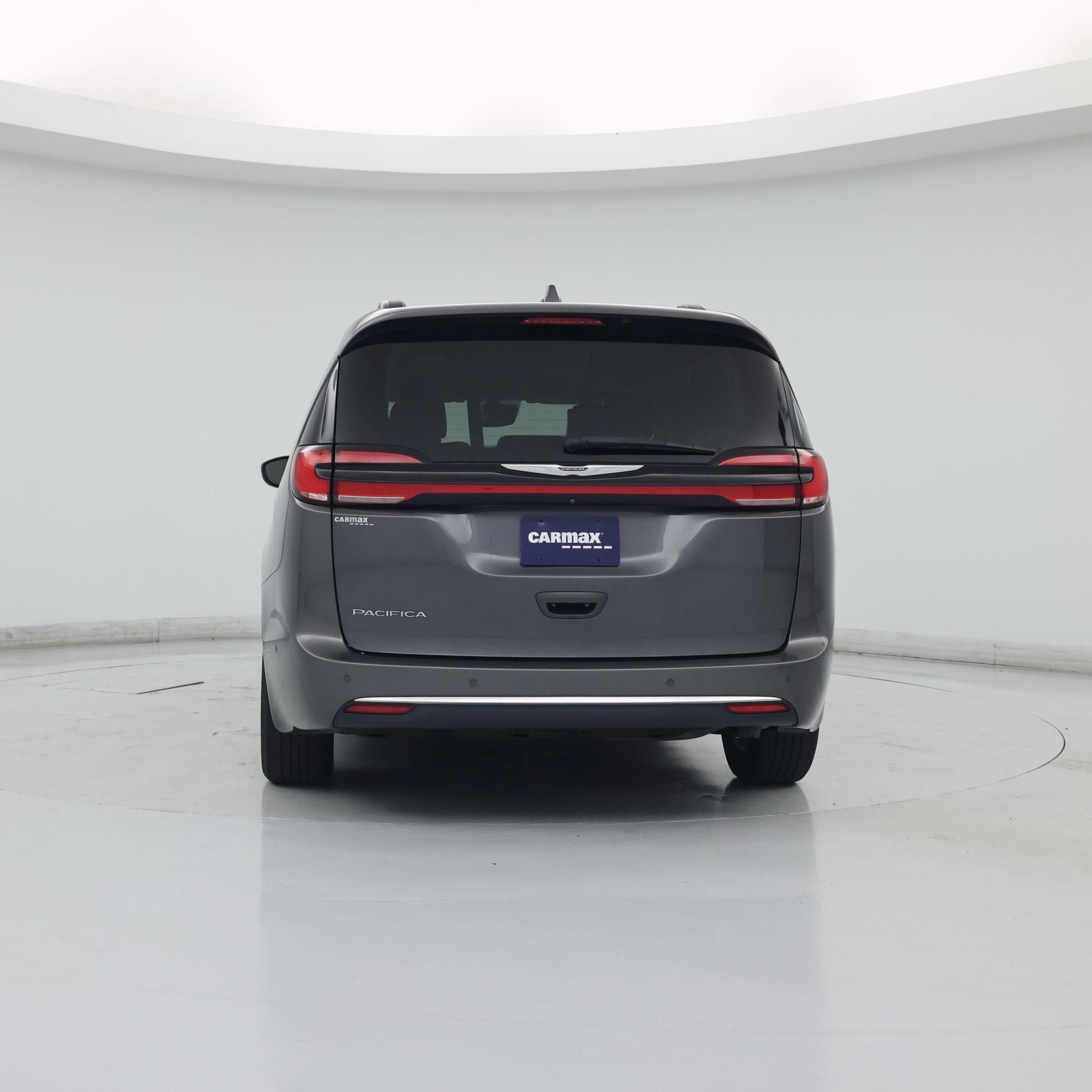 Thumbnail: 2022 Chrysler Pacifica - 6
