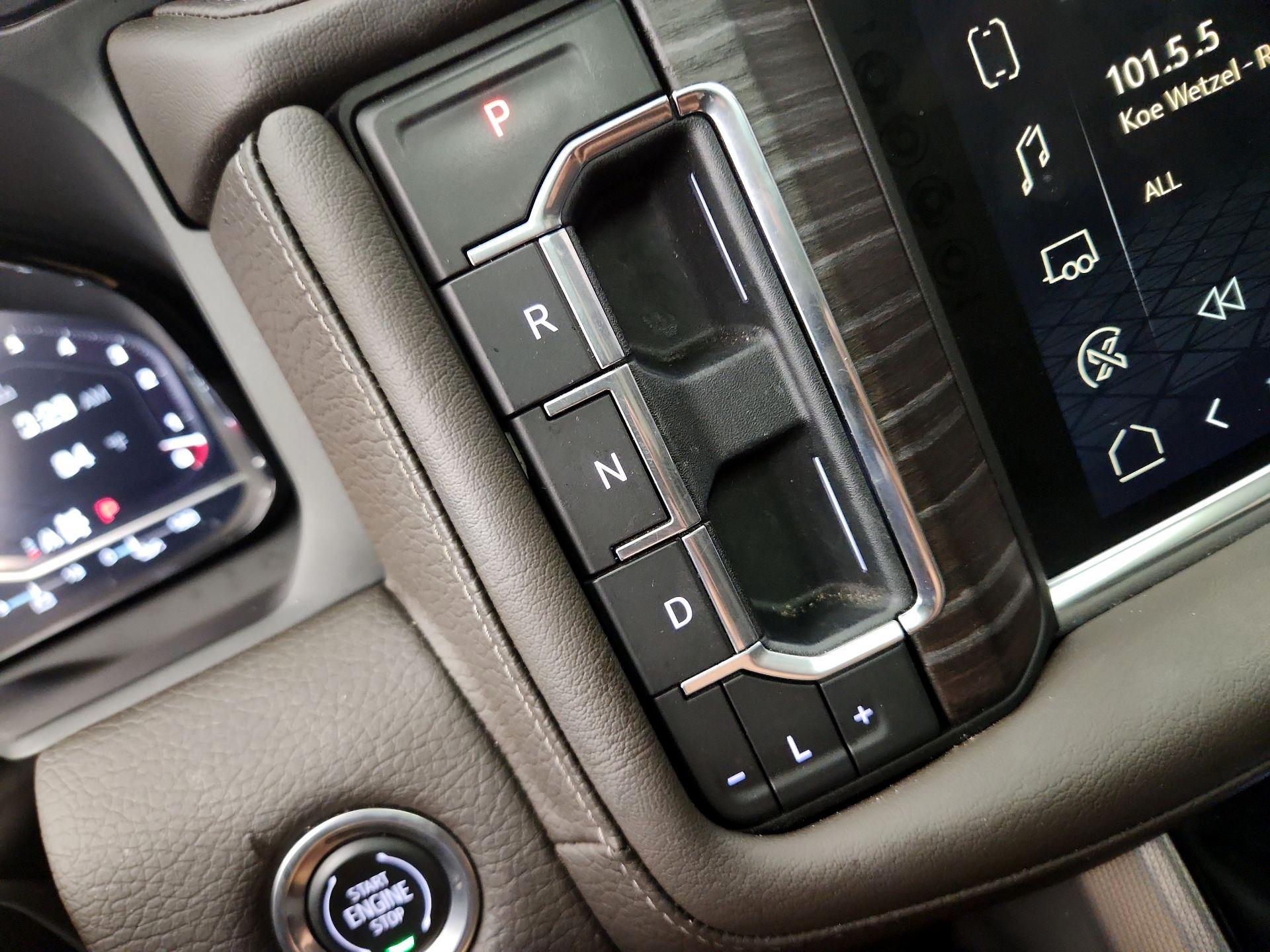 Thumbnail: 2023 GMC Yukon - 18