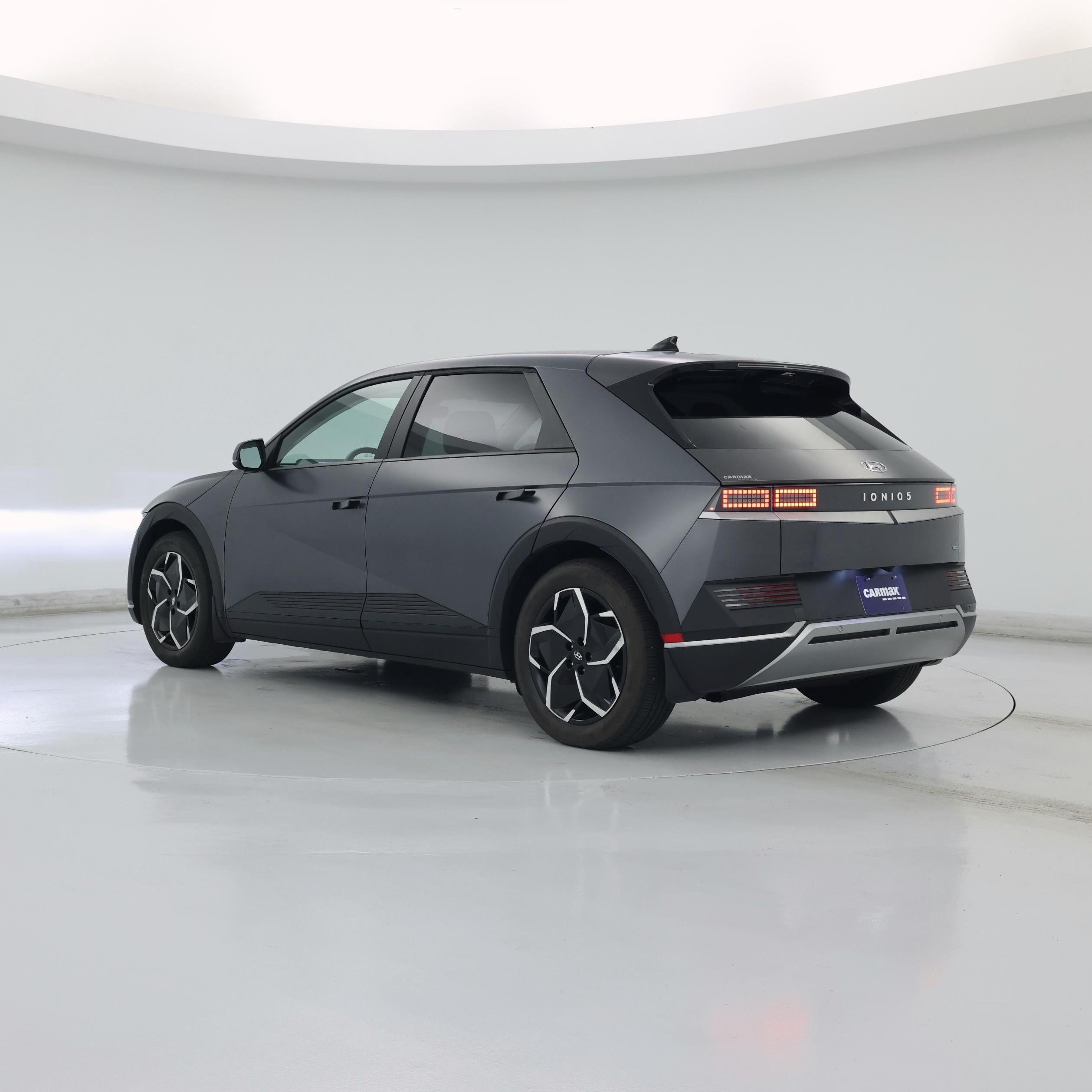 Thumbnail: 2023 Hyundai Ioniq 5 - 2
