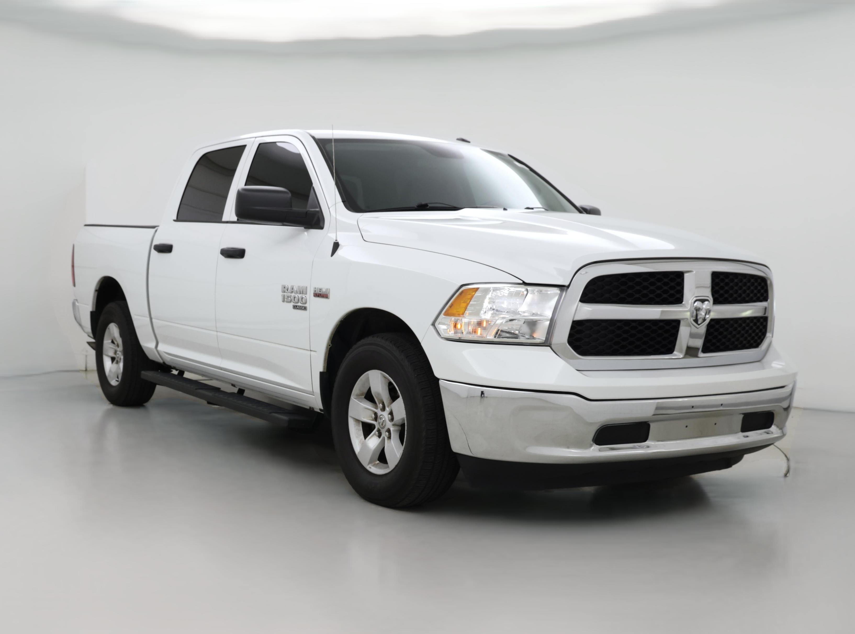 Thumbnail: 2022 RAM 1500 Classic - 1