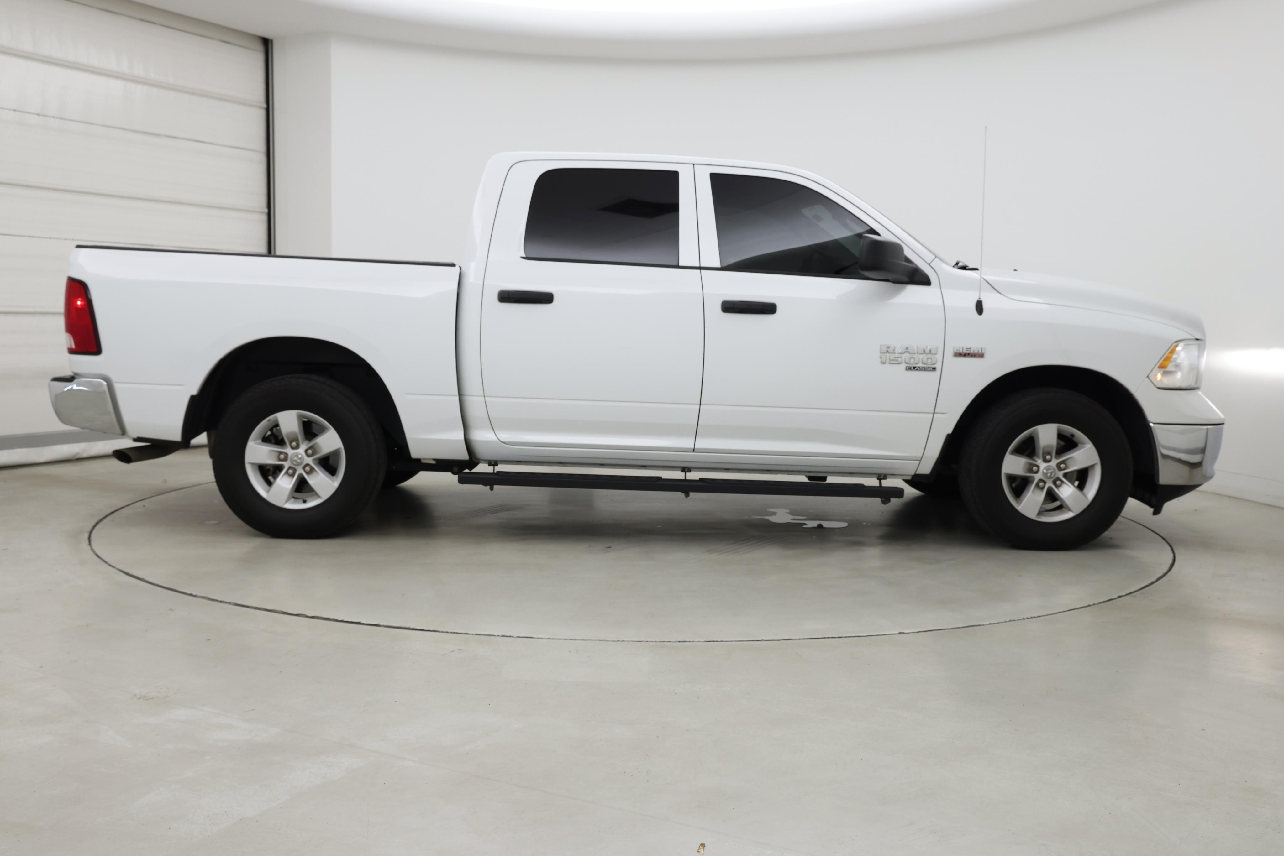 Thumbnail: 2022 RAM 1500 Classic - 7