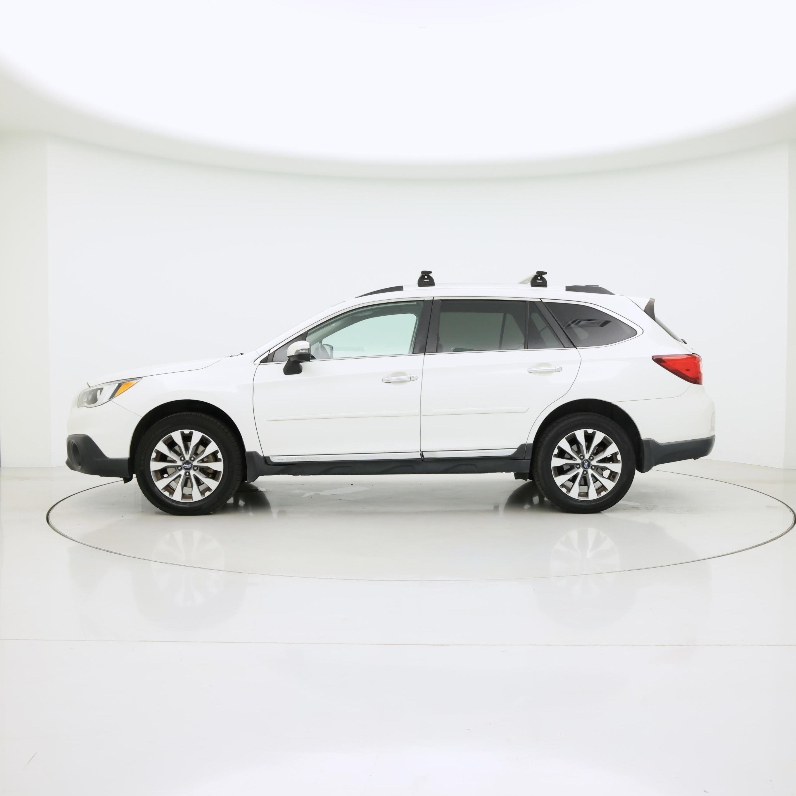 Thumbnail: 2017 Subaru Outback - 3