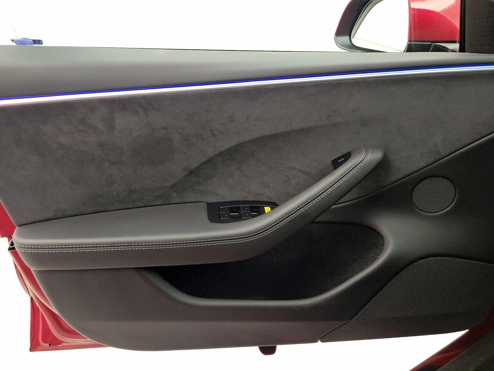Thumbnail: 2025 Tesla Model 3 - 12
