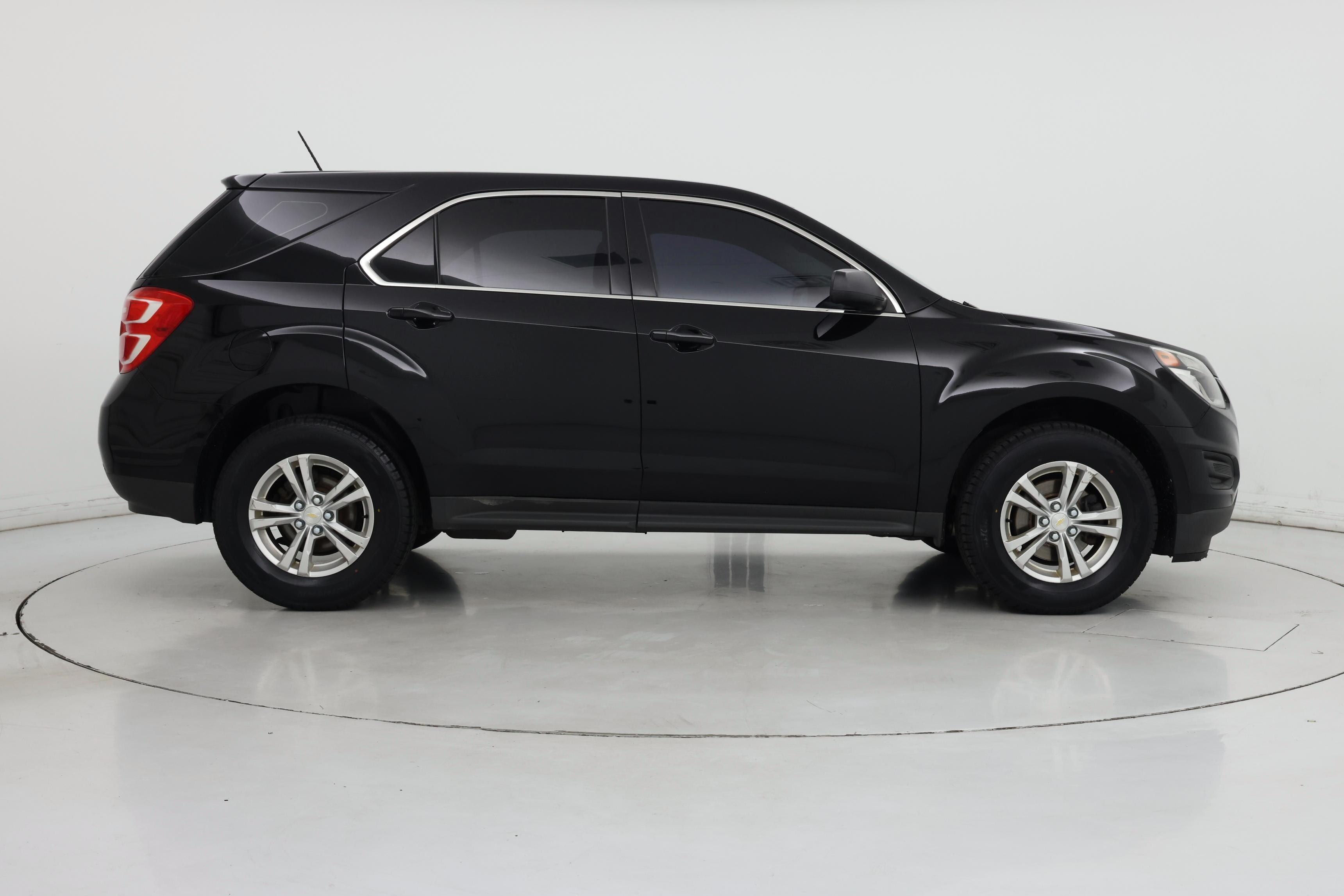 Thumbnail: 2017 Chevrolet Equinox - 7