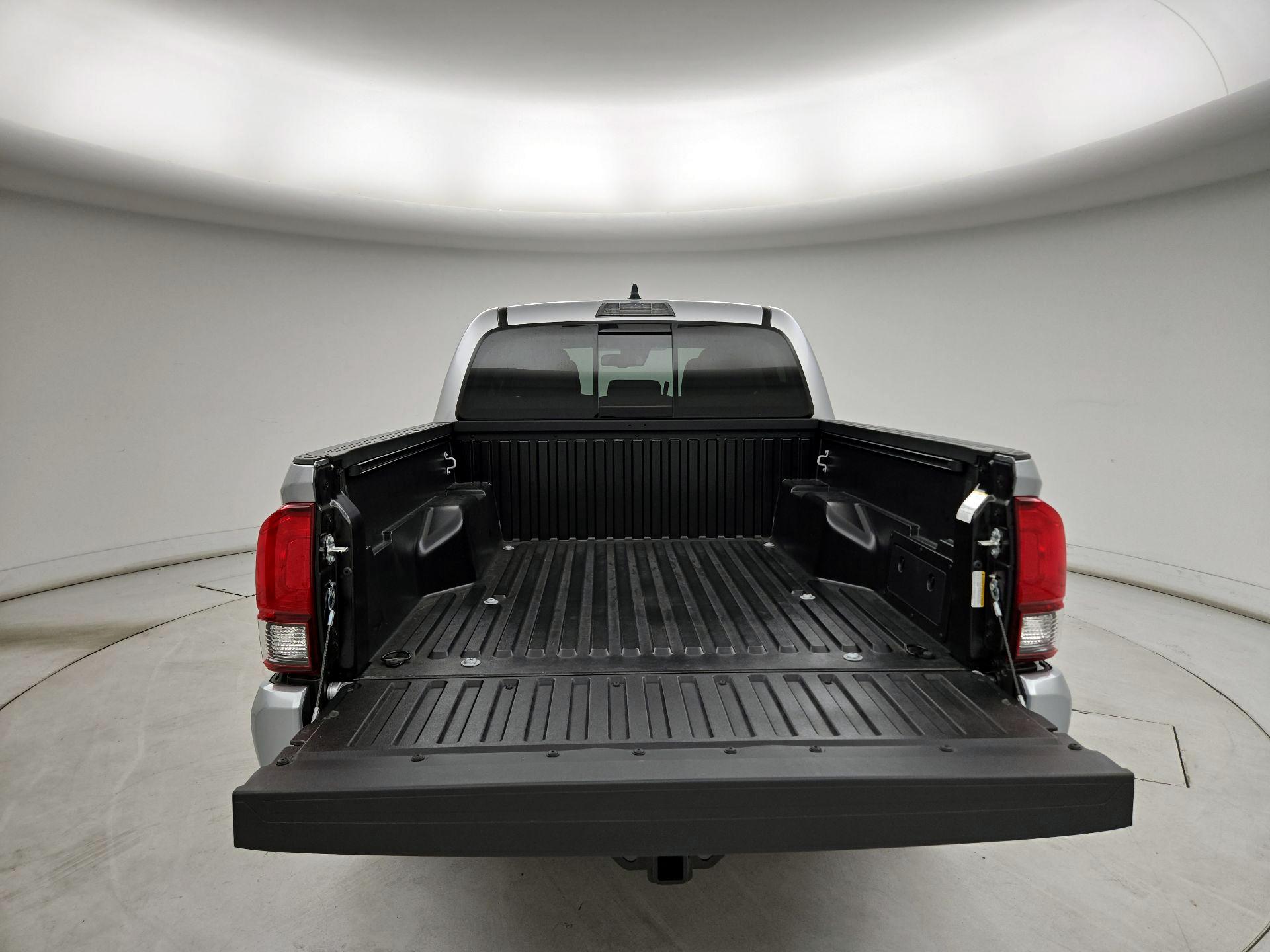 Thumbnail: 2023 Toyota Tacoma - 20