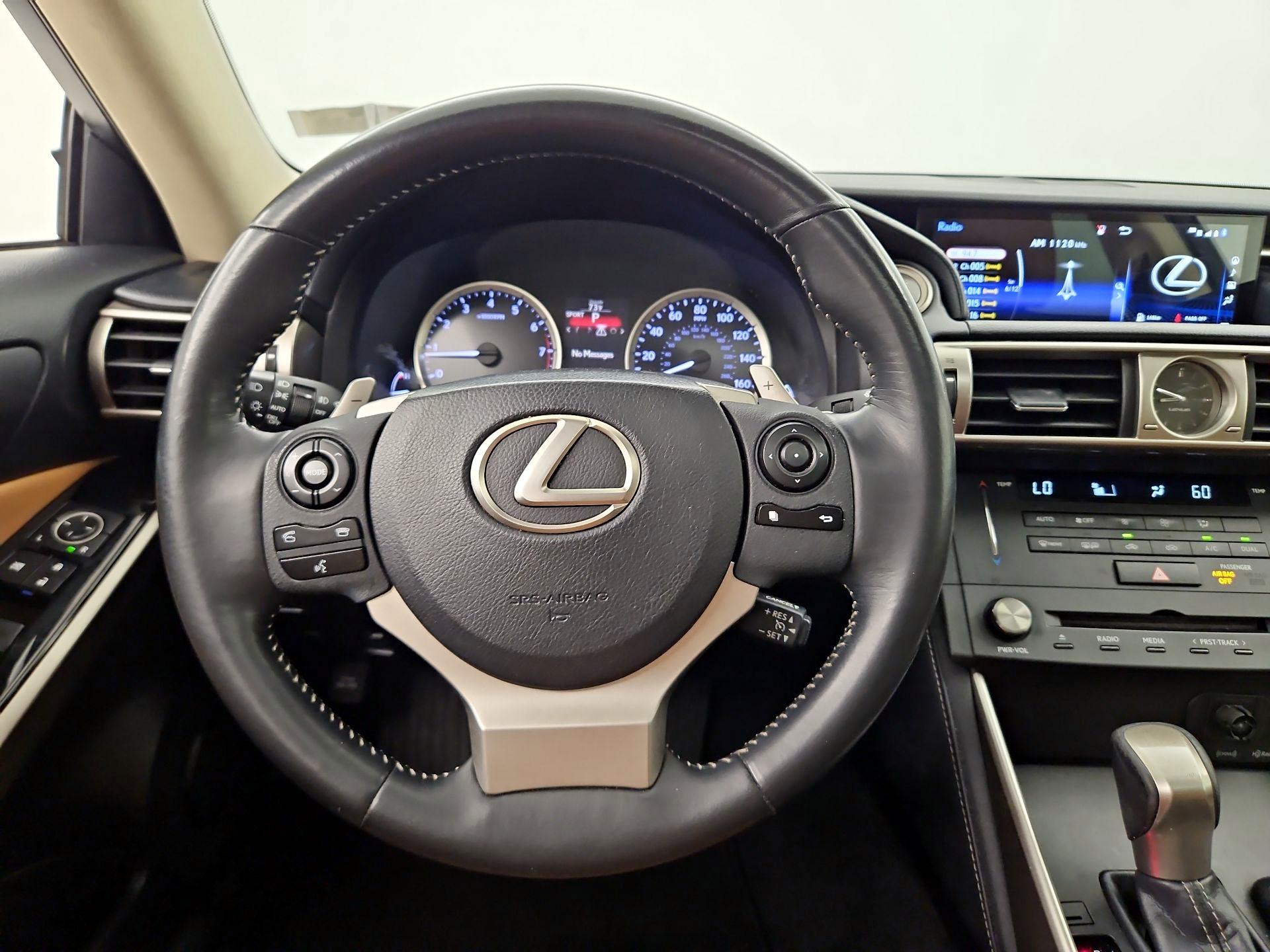 Thumbnail: 2015 Lexus IS - 10