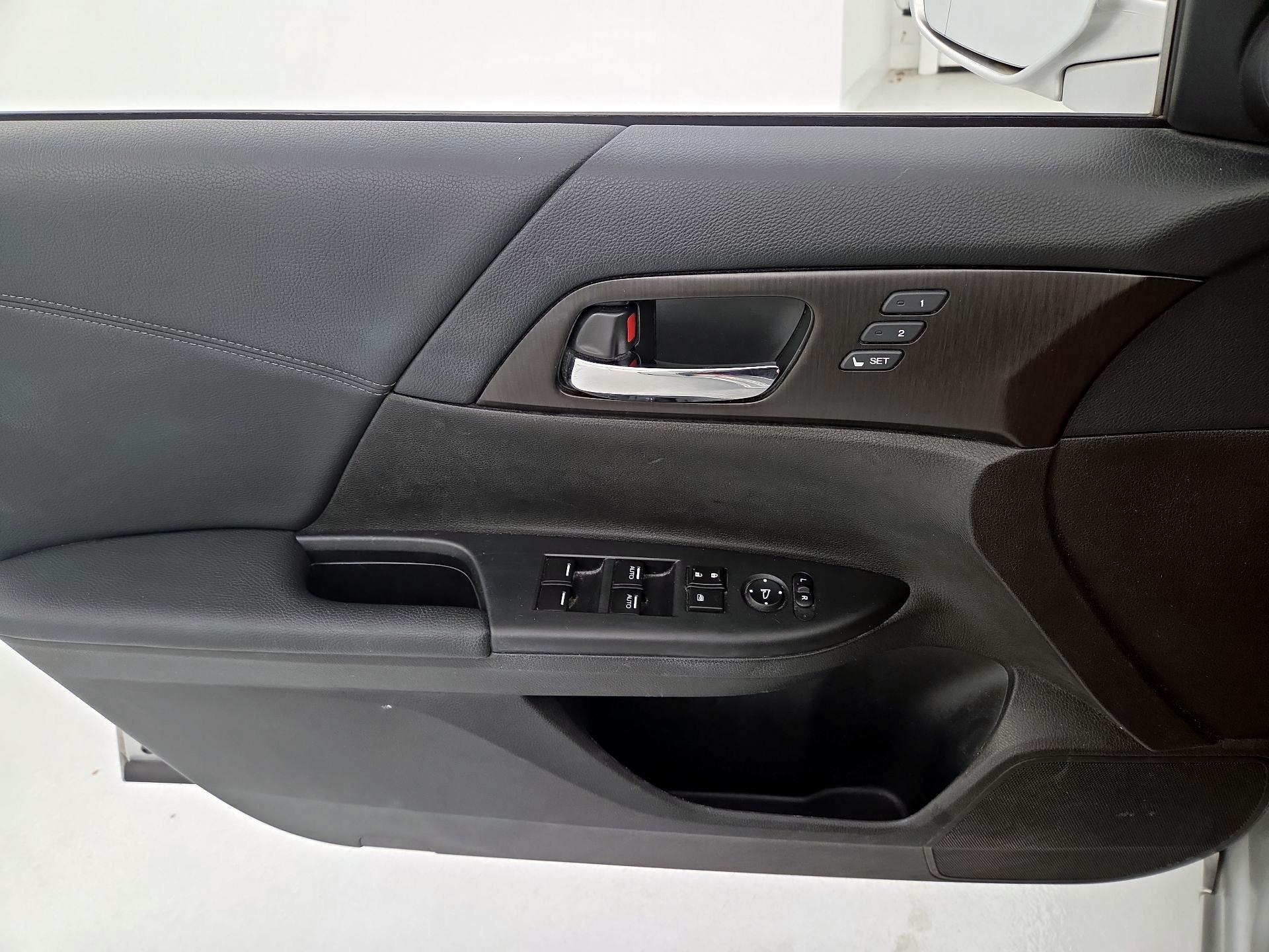 Thumbnail: 2014 Honda Accord - 12