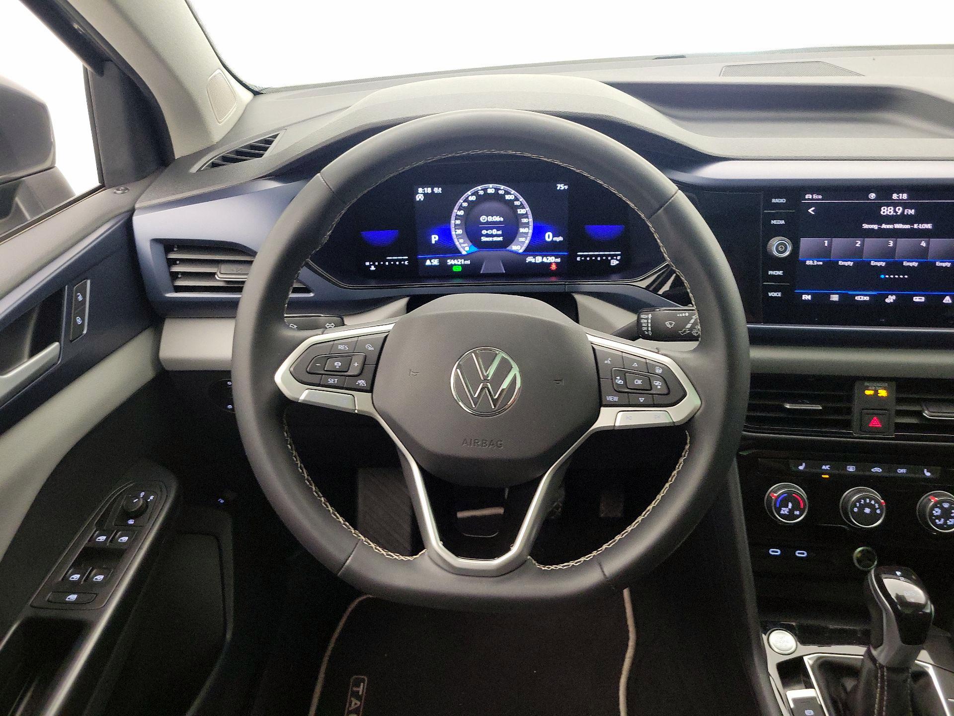 Thumbnail: 2023 Volkswagen Taos - 10