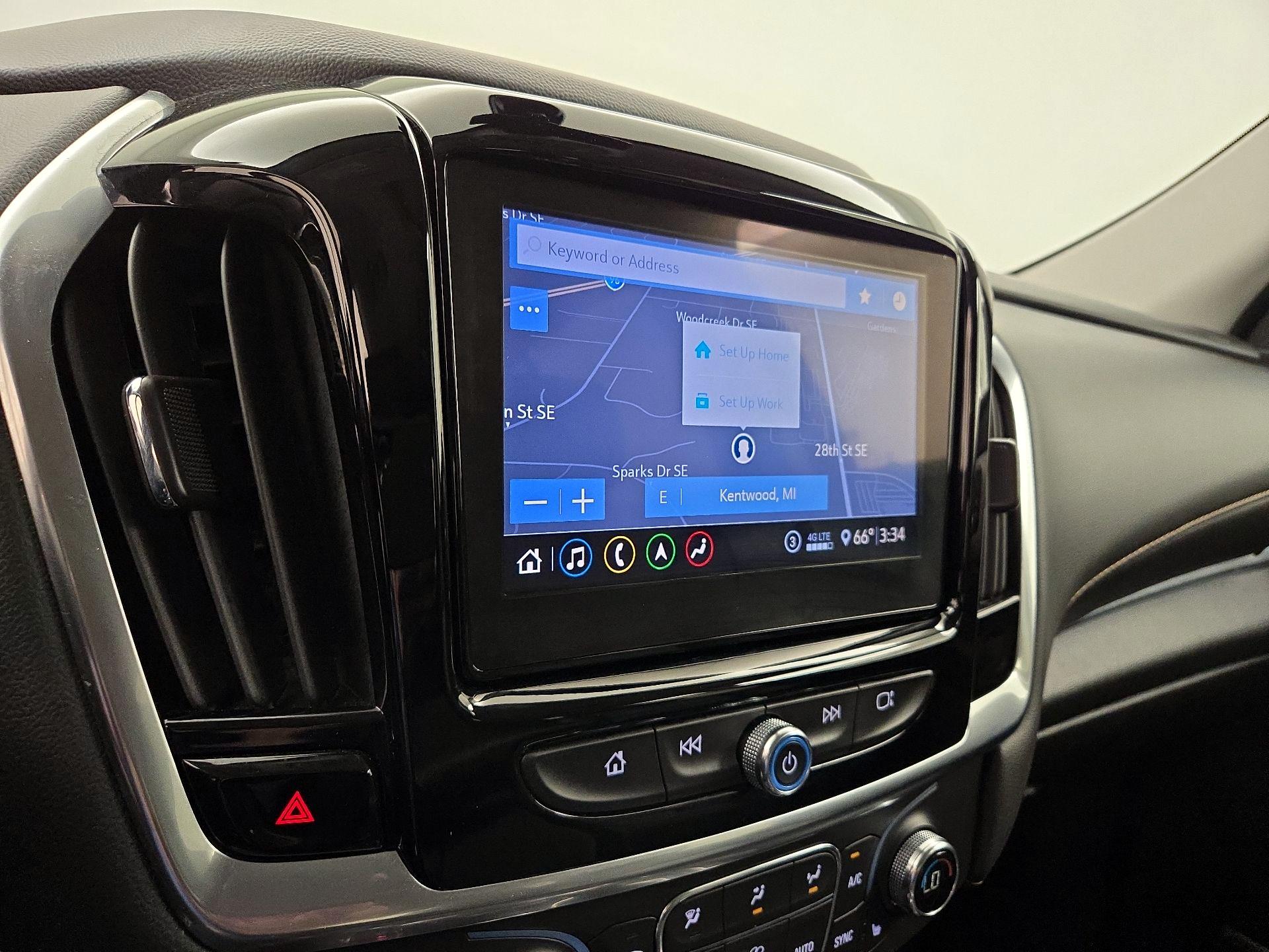 Thumbnail: 2021 Chevrolet Traverse - 14