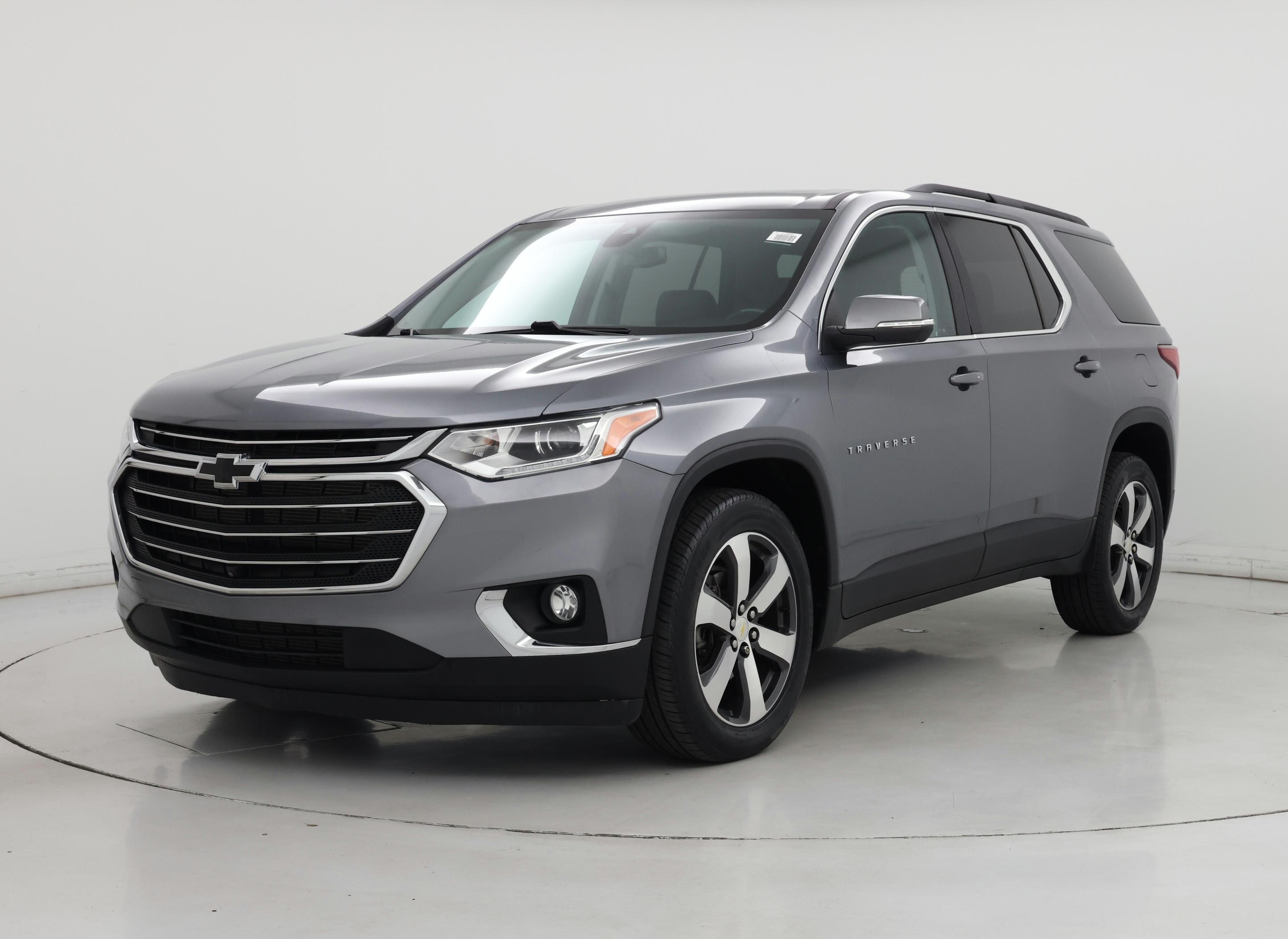 Thumbnail: 2021 Chevrolet Traverse - 4