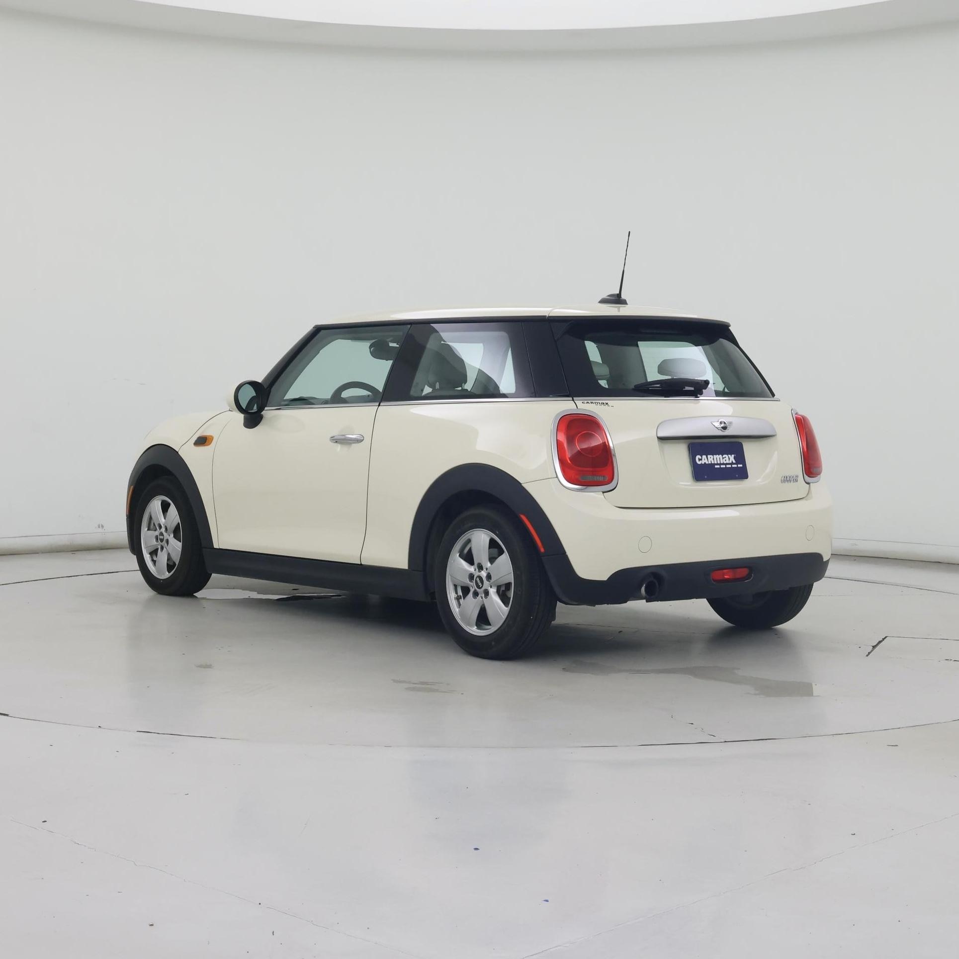 Thumbnail: 2015 MINI Cooper Hardtop - 2
