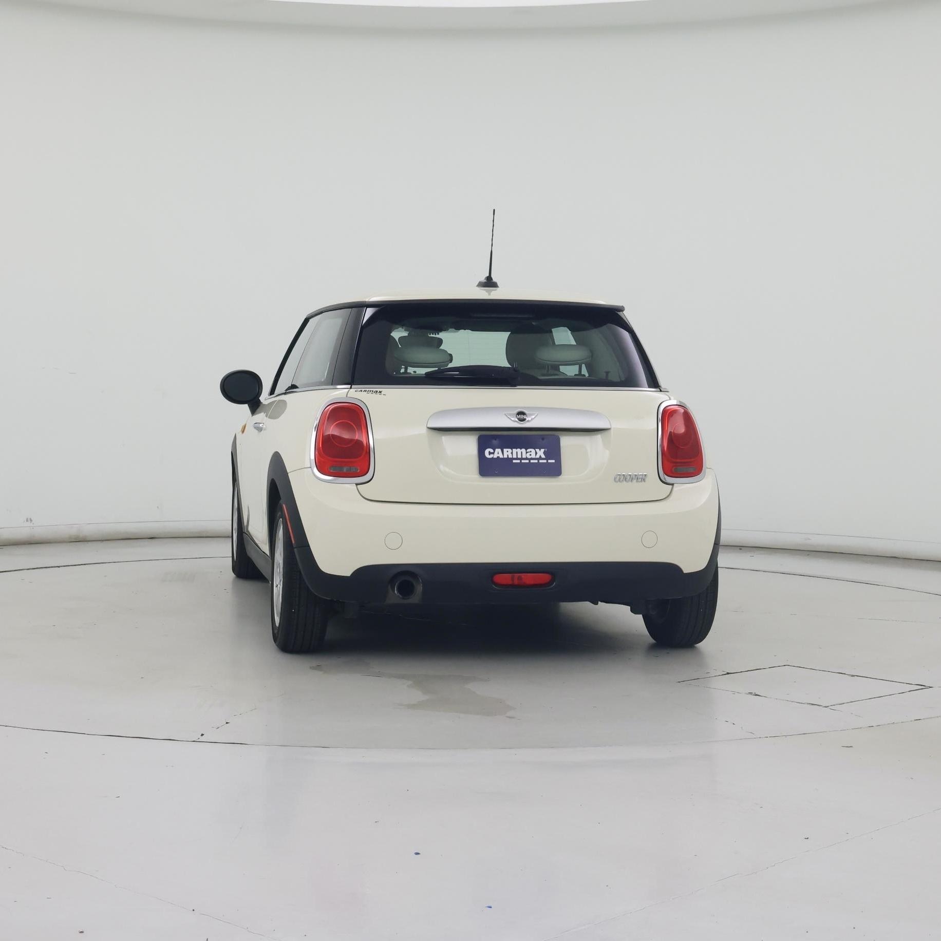 Thumbnail: 2015 MINI Cooper Hardtop - 6