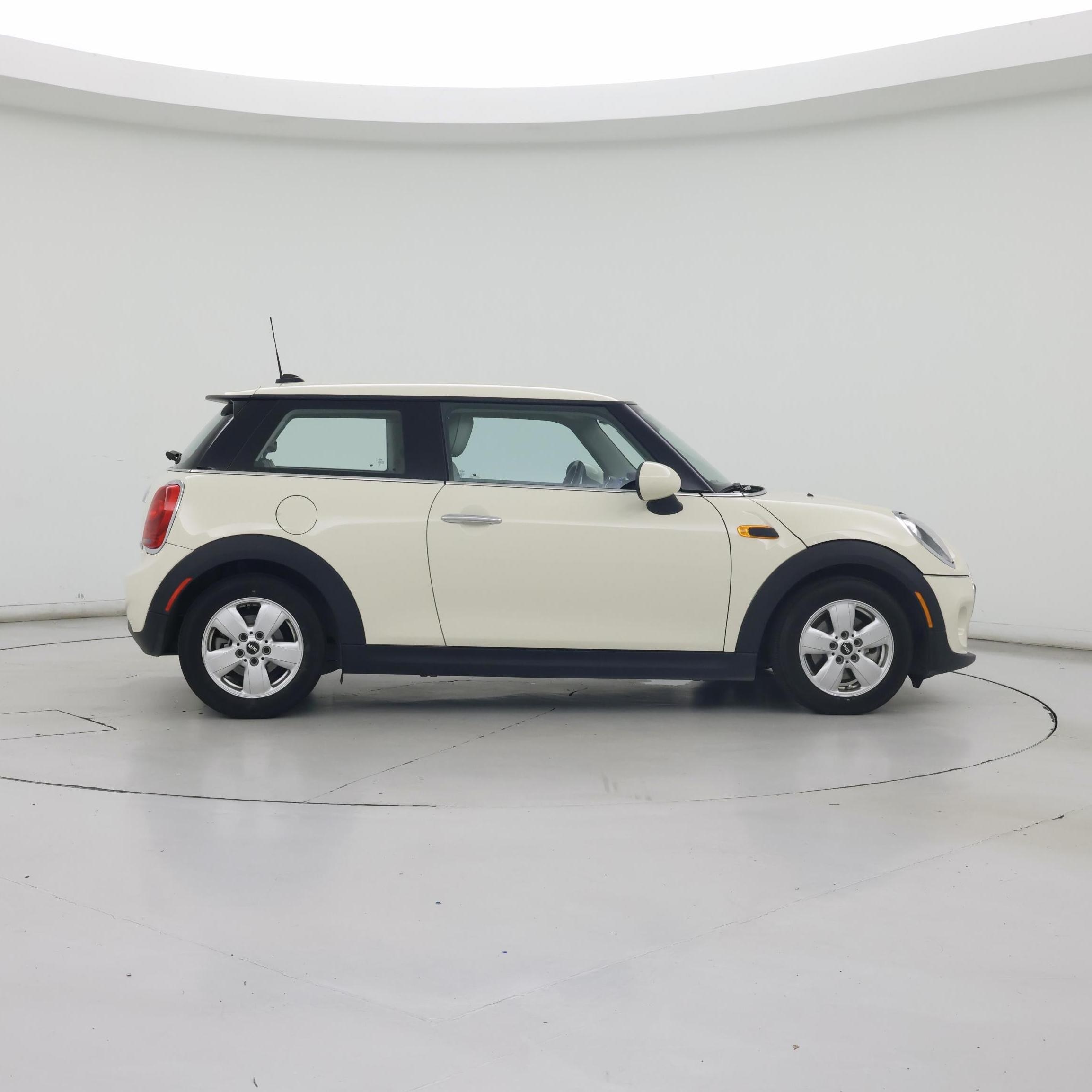 Thumbnail: 2015 MINI Cooper Hardtop - 7