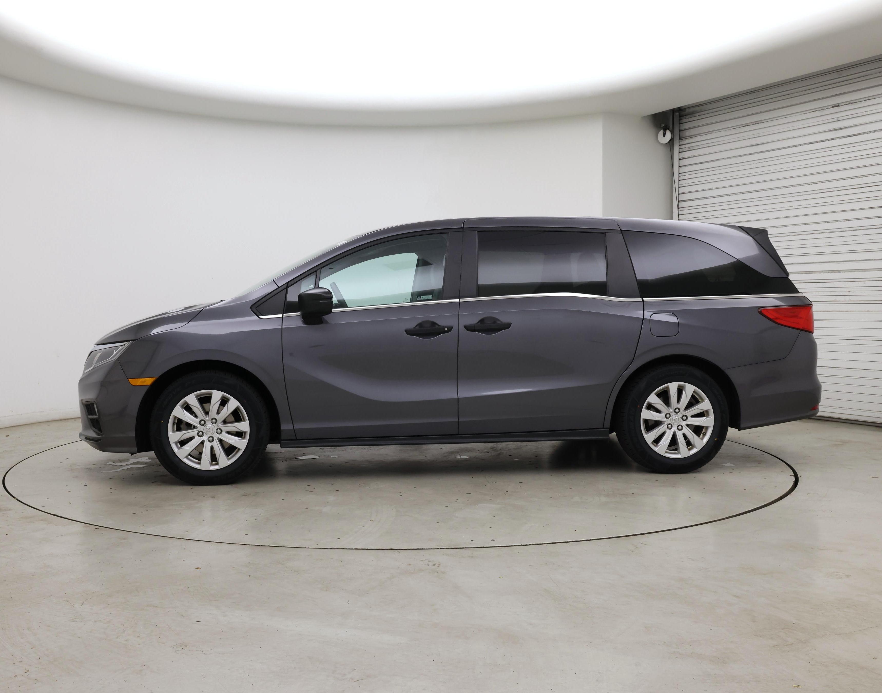 Thumbnail: 2018 Honda Odyssey - 3