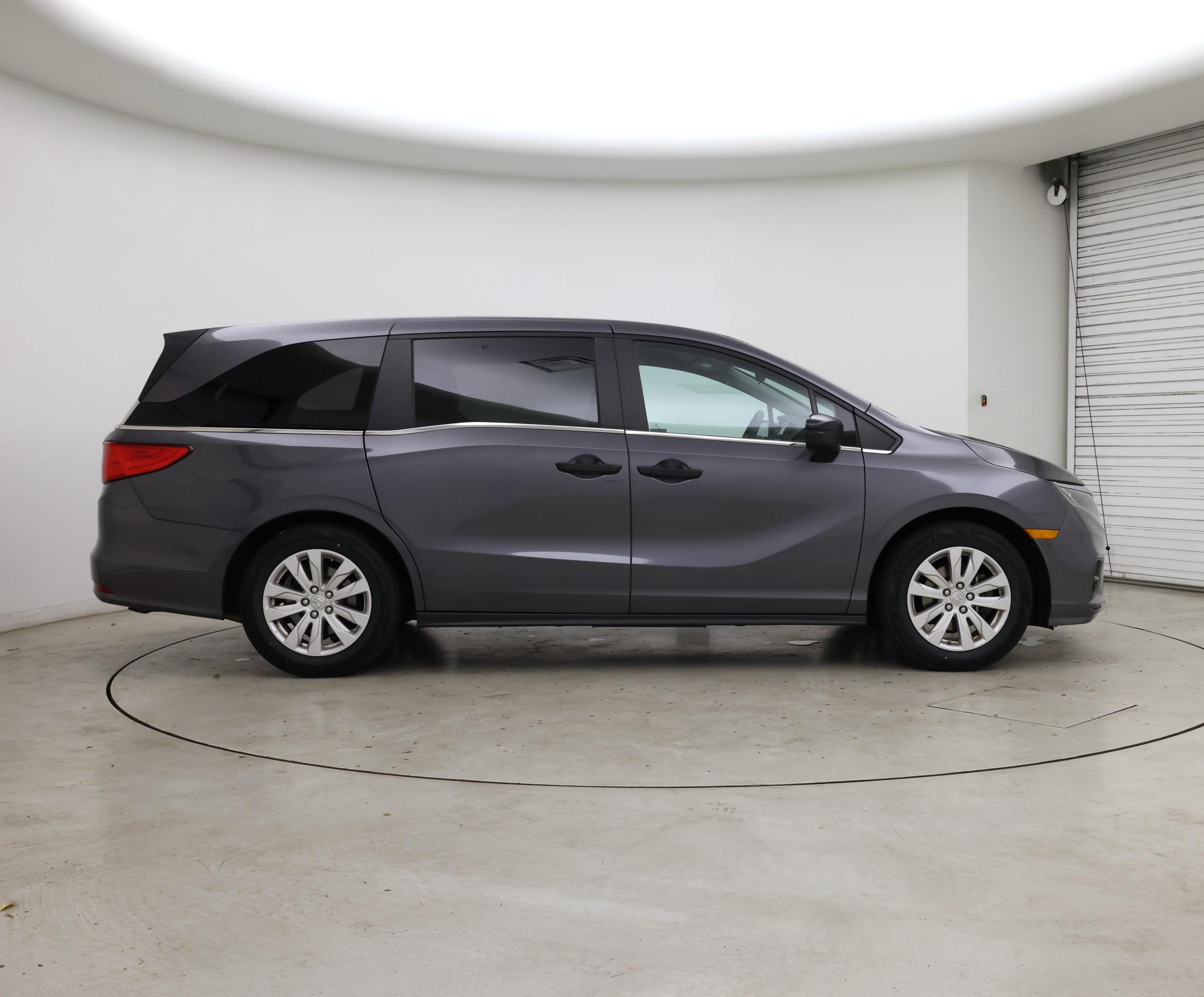 Thumbnail: 2018 Honda Odyssey - 7