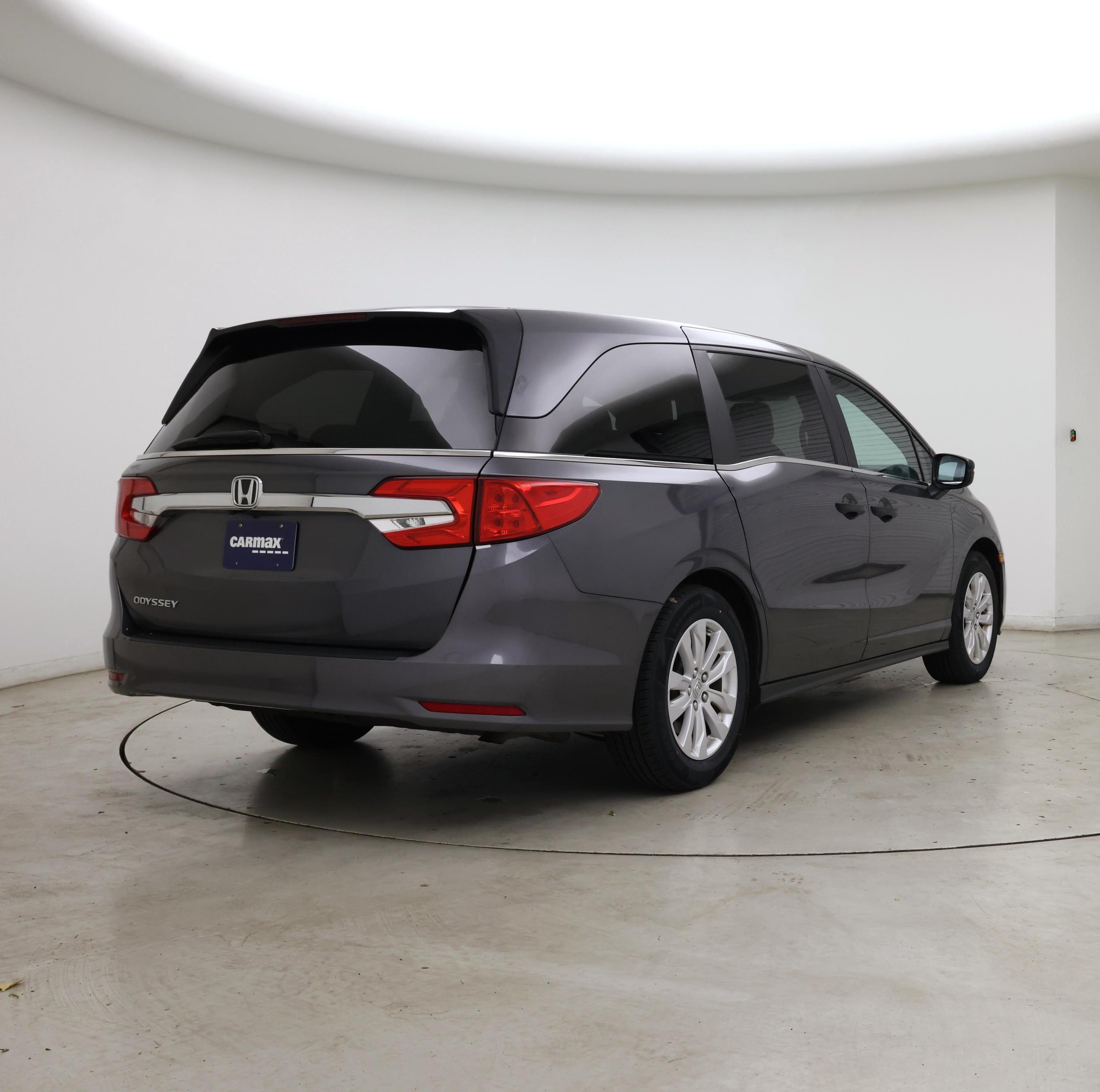 Thumbnail: 2018 Honda Odyssey - 8