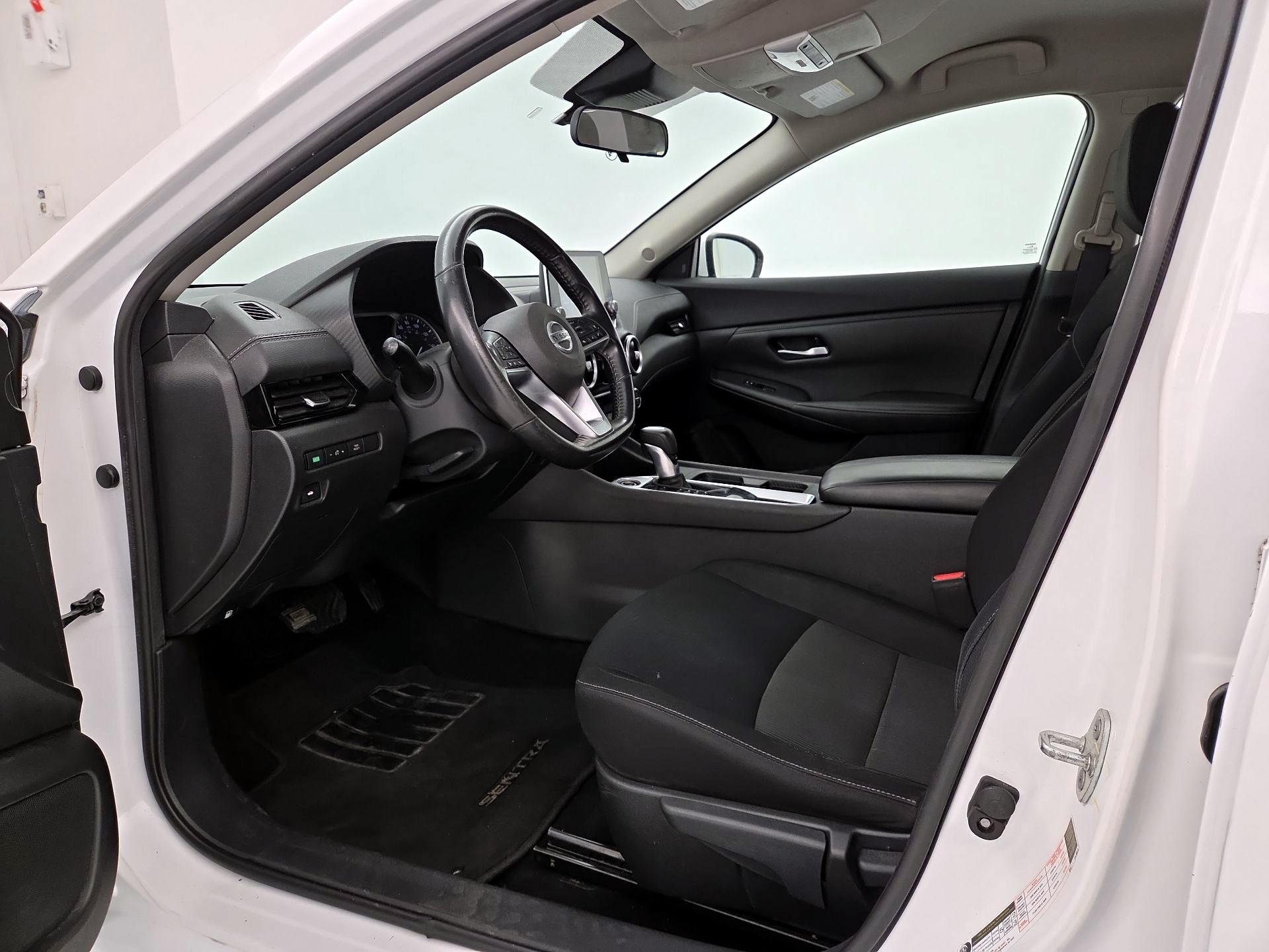 Thumbnail: 2021 Nissan Sentra - 11