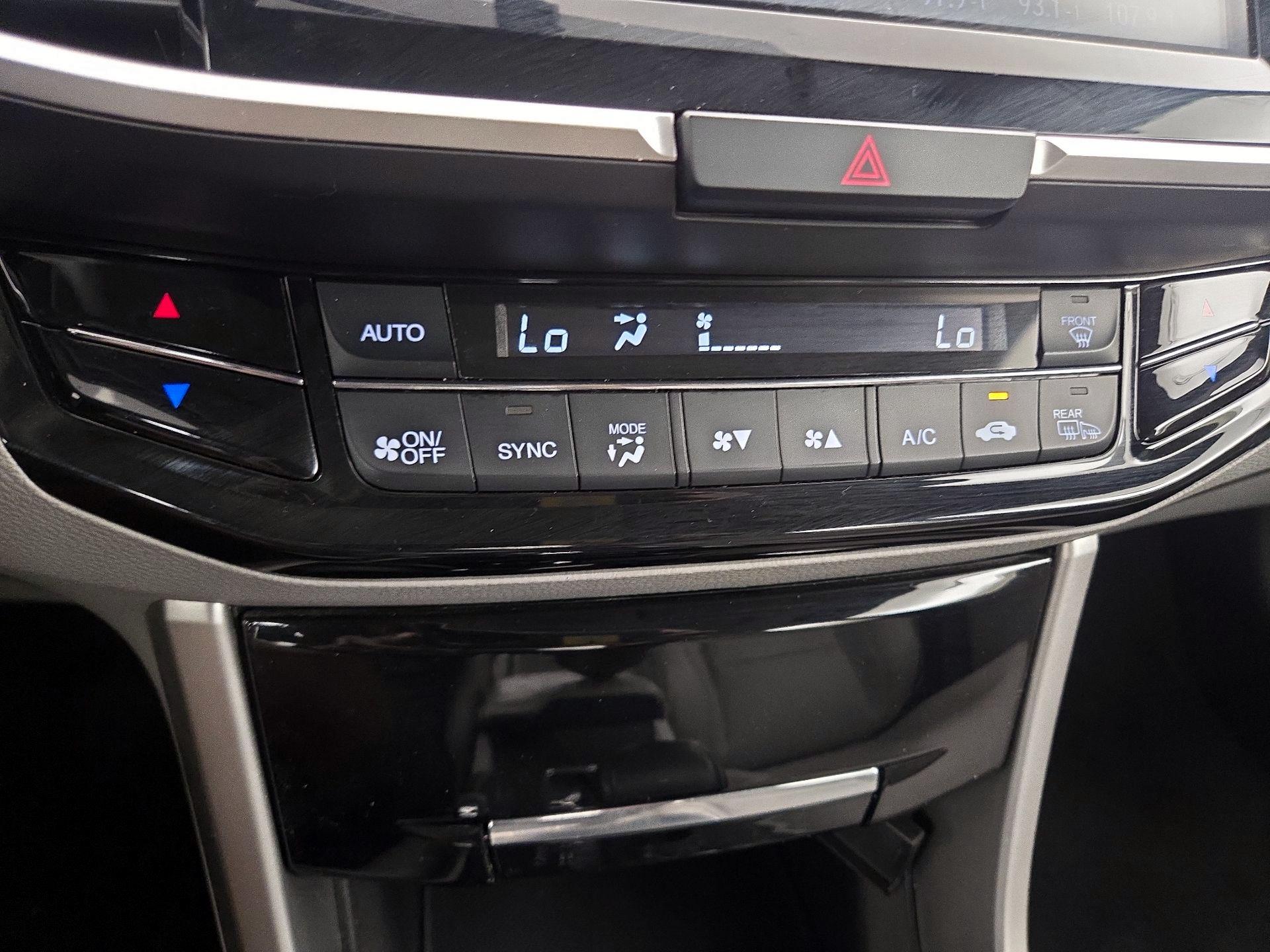 Thumbnail: 2016 Honda Accord - 16