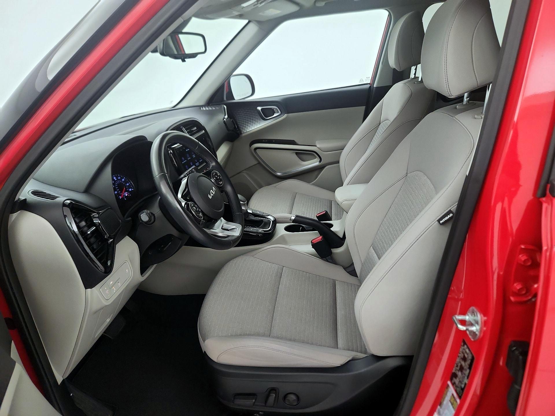 Thumbnail: 2022 Kia Soul - 11