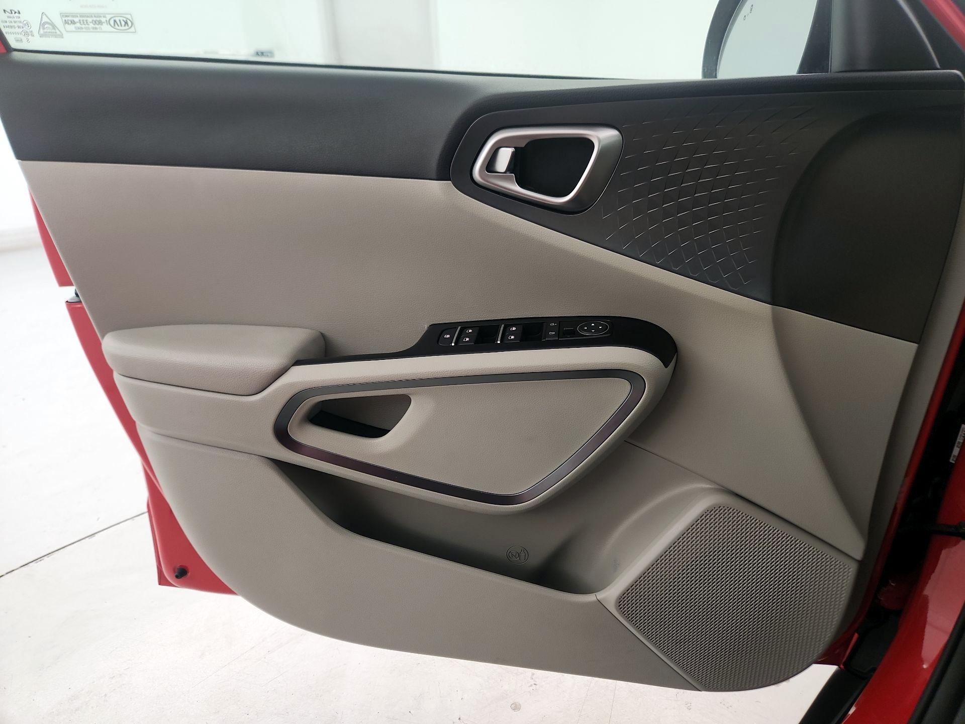 Thumbnail: 2022 Kia Soul - 12