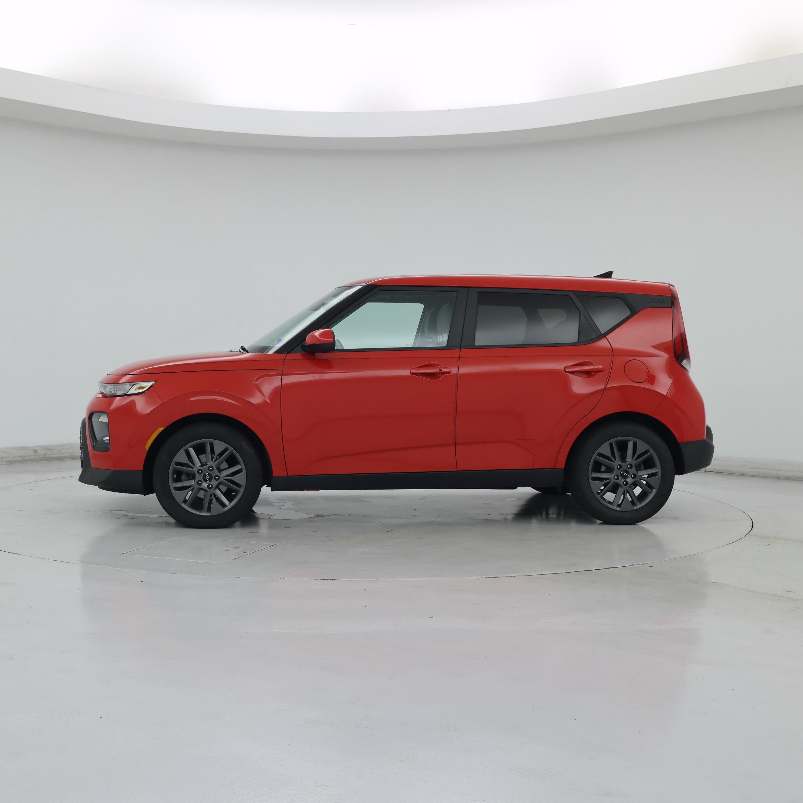 Thumbnail: 2022 Kia Soul - 3