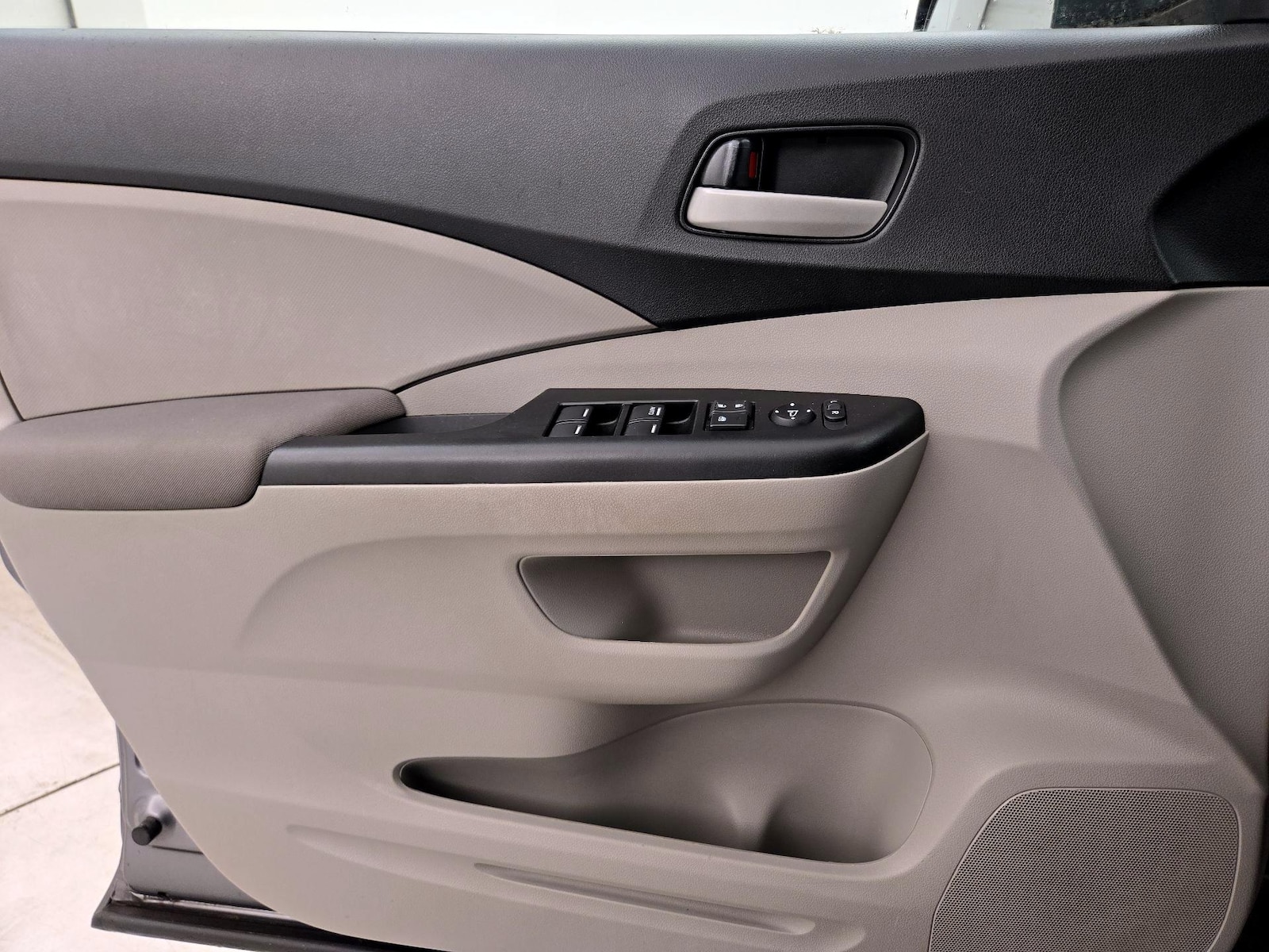 2014 Honda CR-V LX - Photo 13
