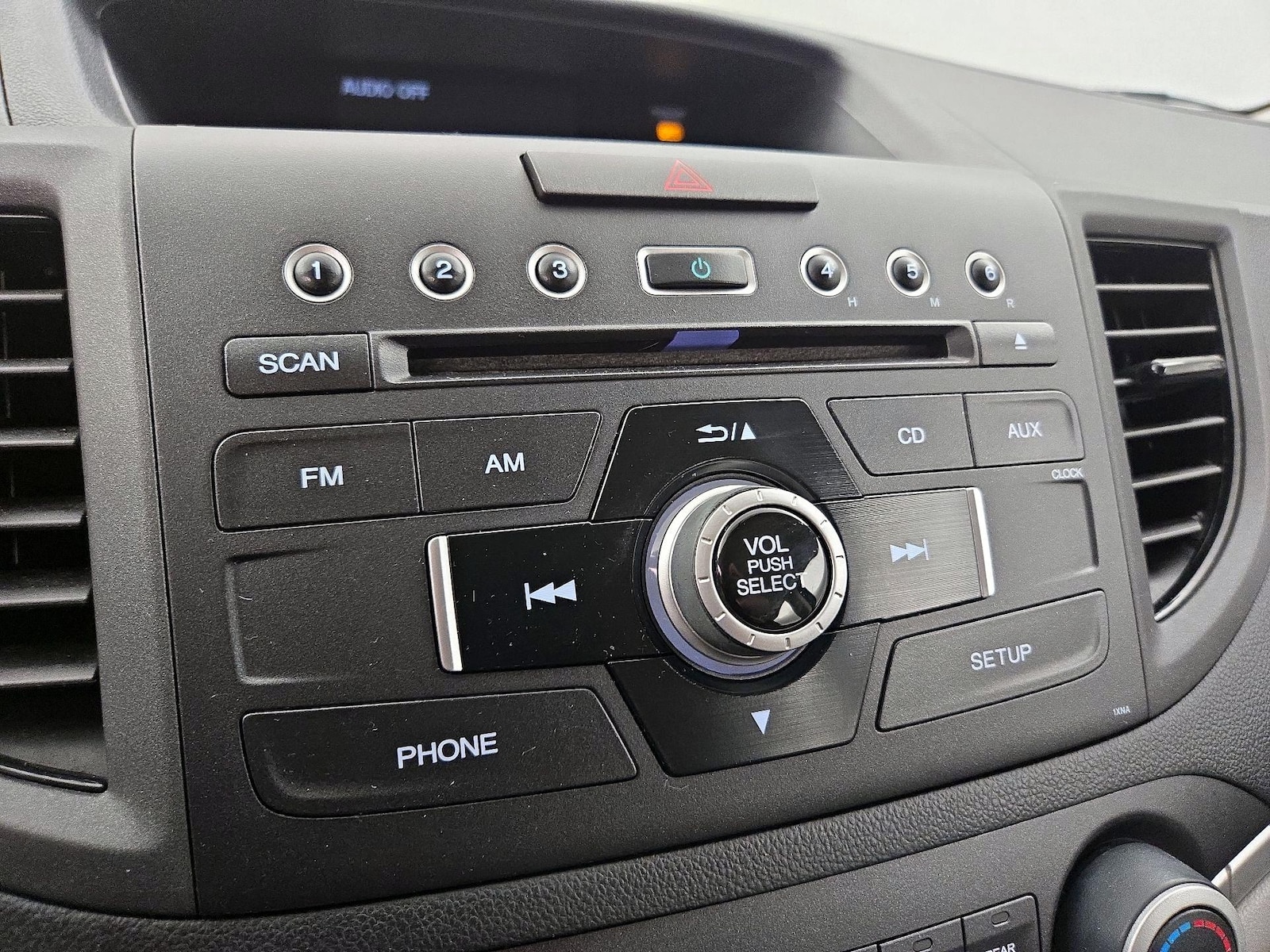 2014 Honda CR-V LX - Photo 16