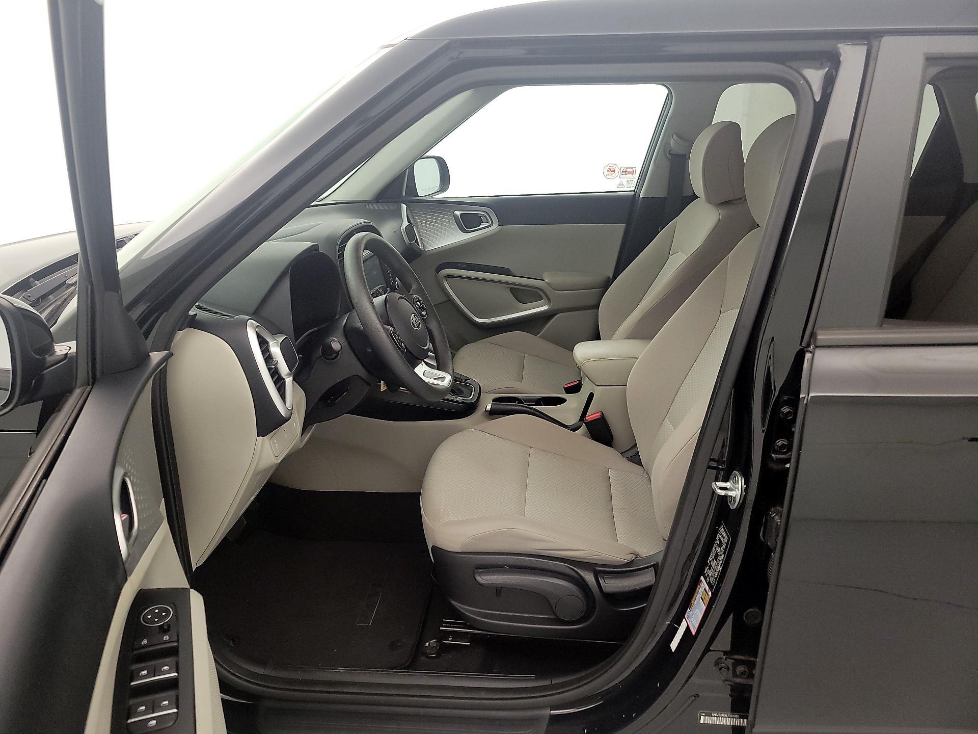 Thumbnail: 2020 Kia Soul - 11