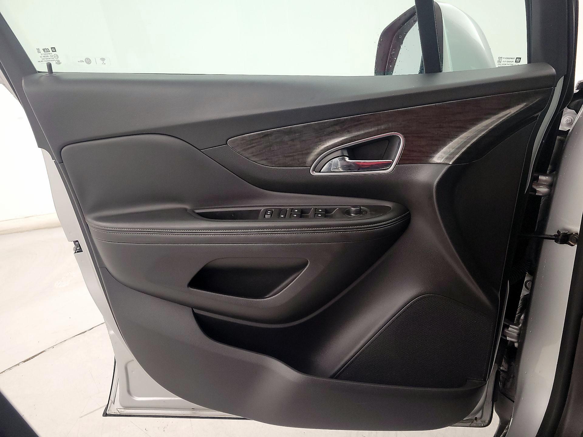 Thumbnail: 2016 Buick Encore - 12
