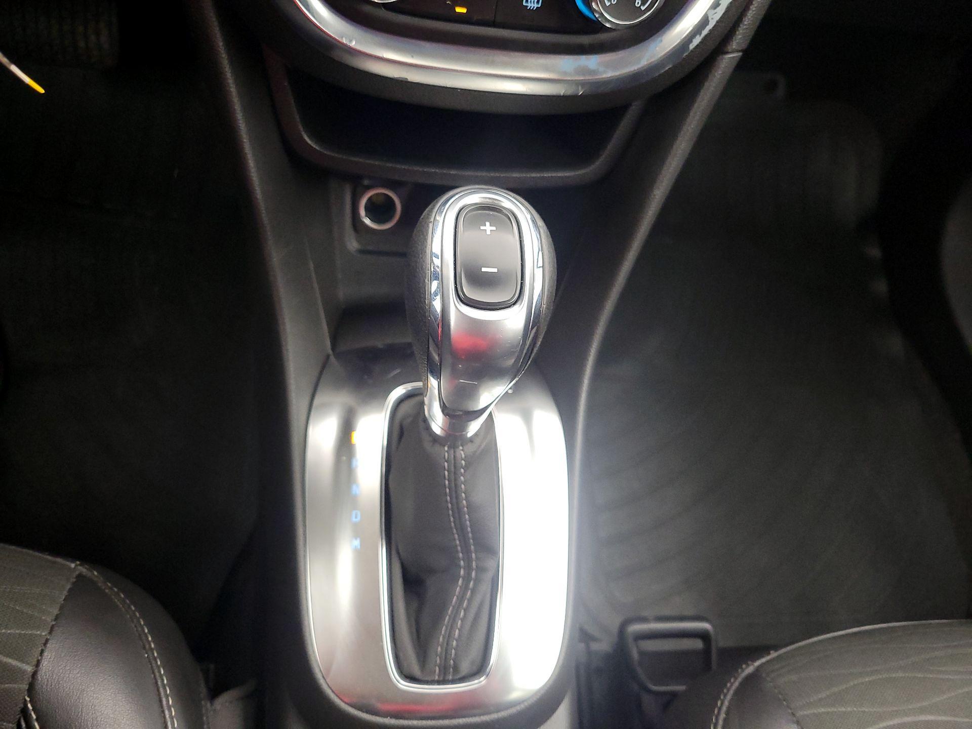 Thumbnail: 2016 Buick Encore - 17