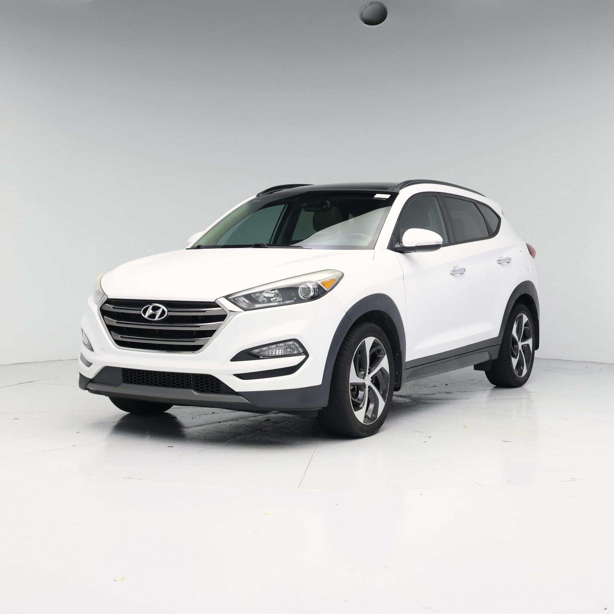 Thumbnail: 2016 Hyundai Tucson - 4