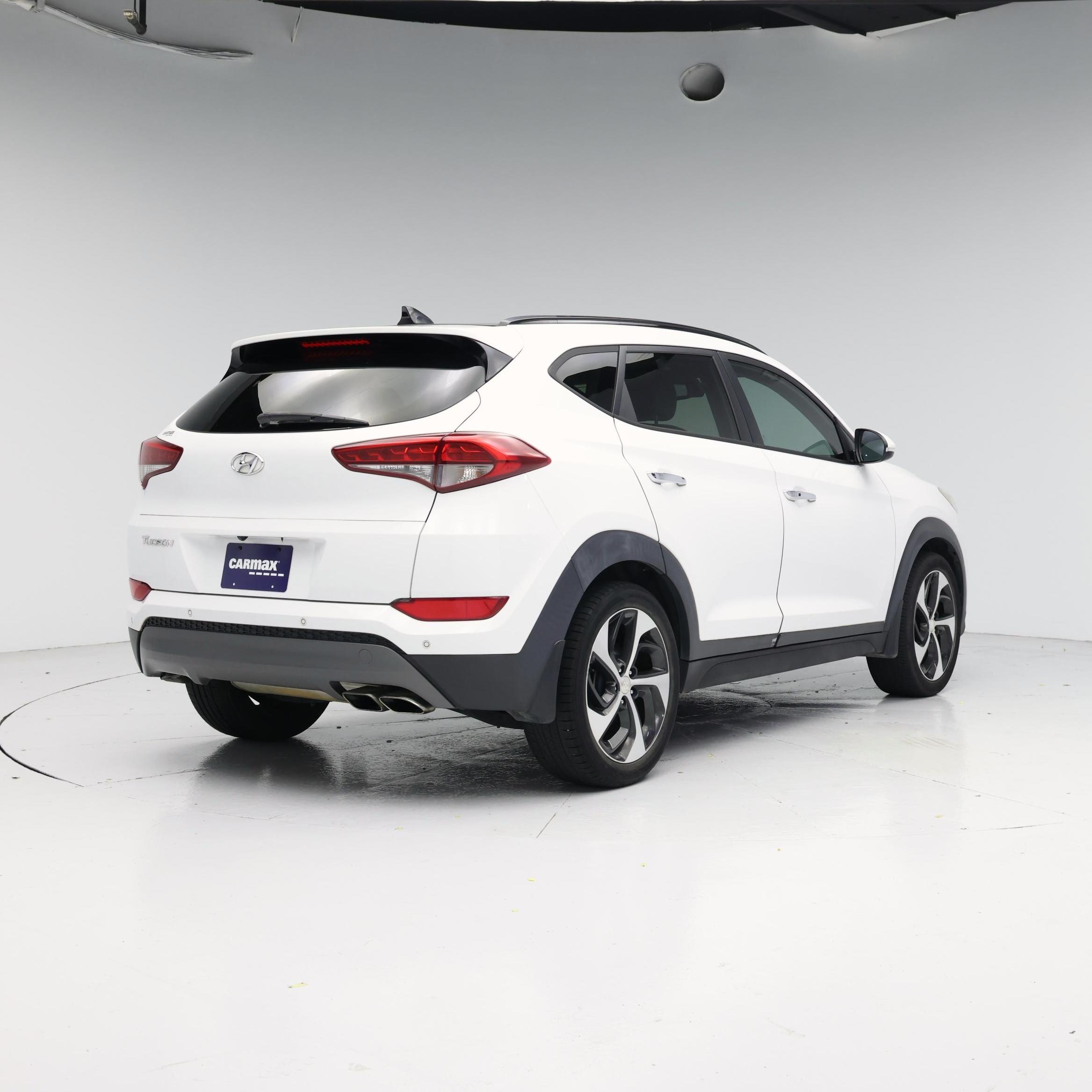 Thumbnail: 2016 Hyundai Tucson - 8