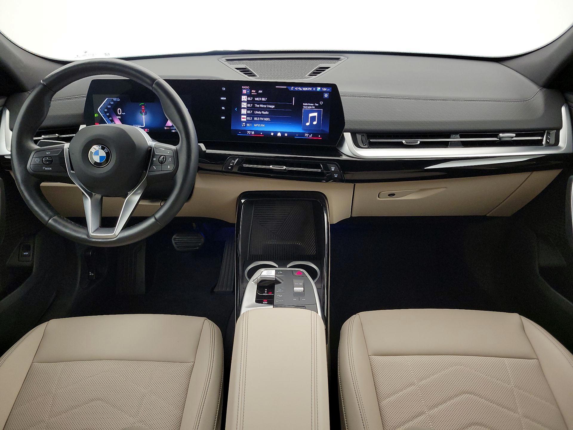 Thumbnail: 2025 BMW X2 - 9